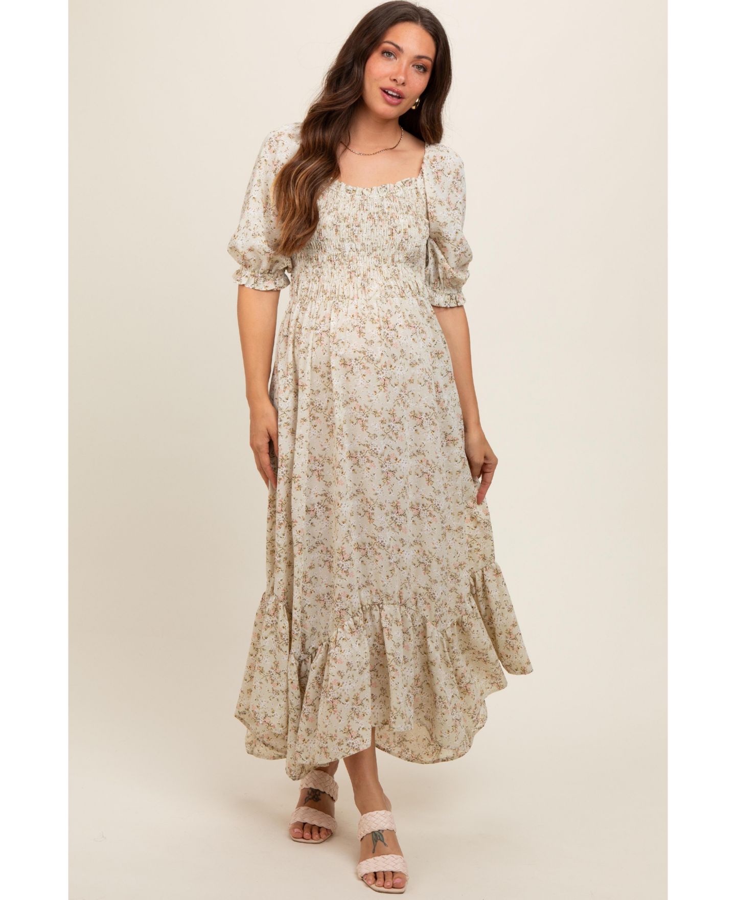 Женское платье Pinkblush Light Olive Smocked Handkerchief Hem, цвет: Светлый оливковый — фото 5