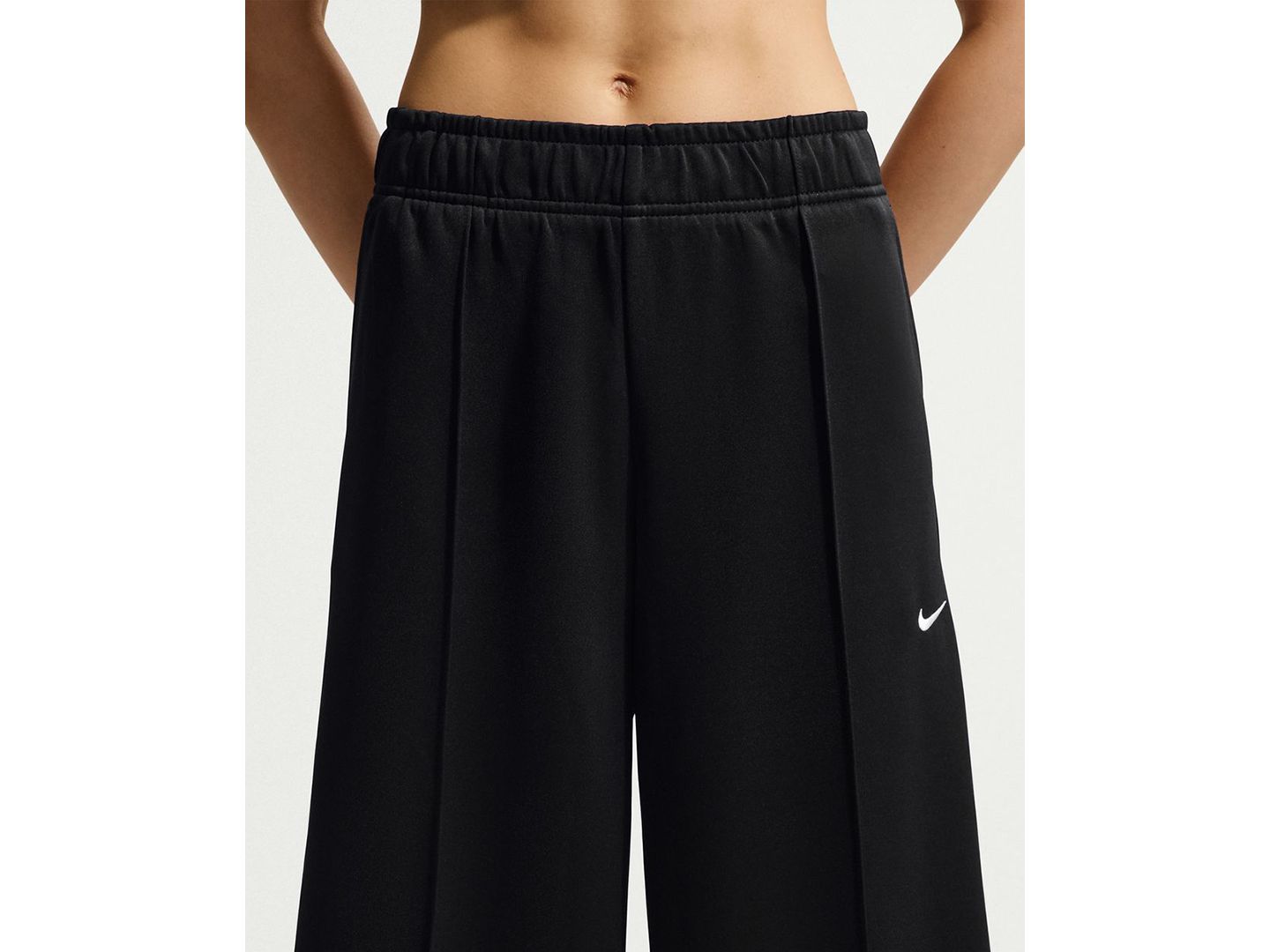 Женские брюки Nike Sportswear Mid-Rise Wide-Leg Track Pants, цвет: Чёрный / Молочный — фото 4