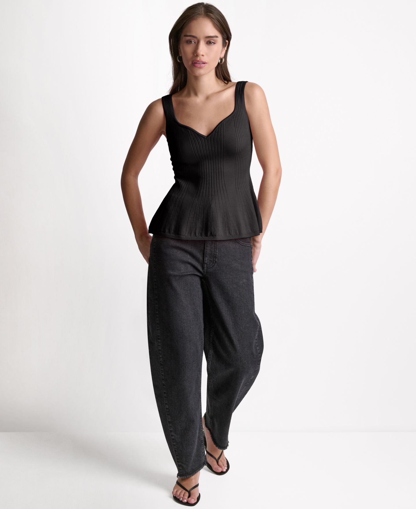 Женский топ BCBG Peplum Rib Sleeveless Tank Top, цвет: Чёрный — фото 2