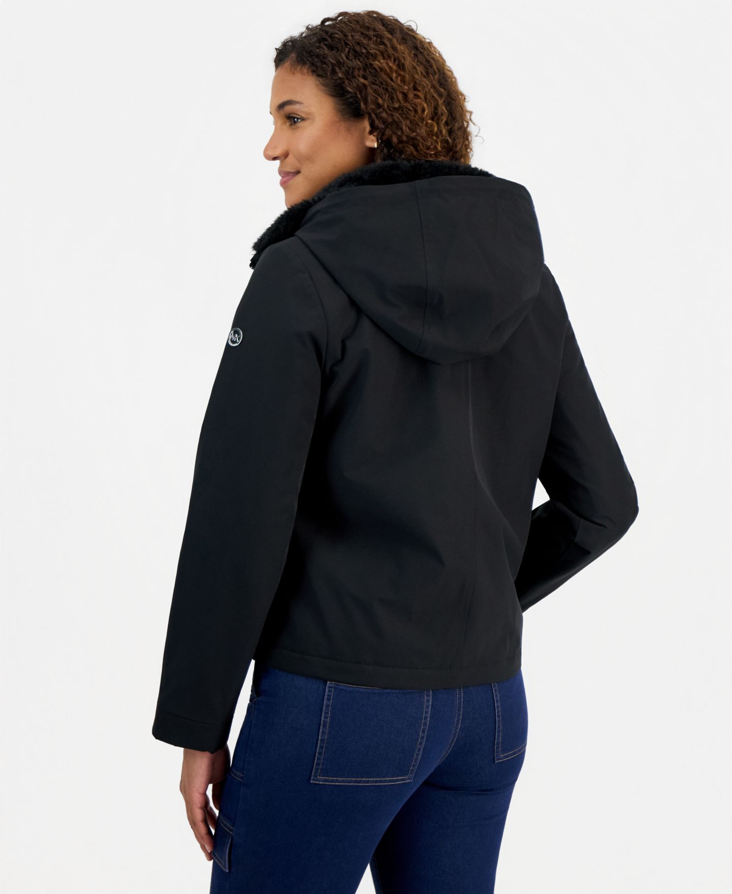 Женская куртка Michael Kors Faux-Fur-Collar Soft-Shell Hooded, цвет: Чёрный — фото 4