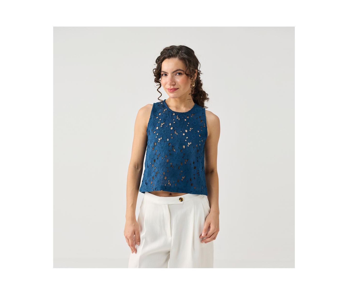 Женский топ Reistor Embroidered Sleeveless Button-Back, цвет: Синий — фото 10