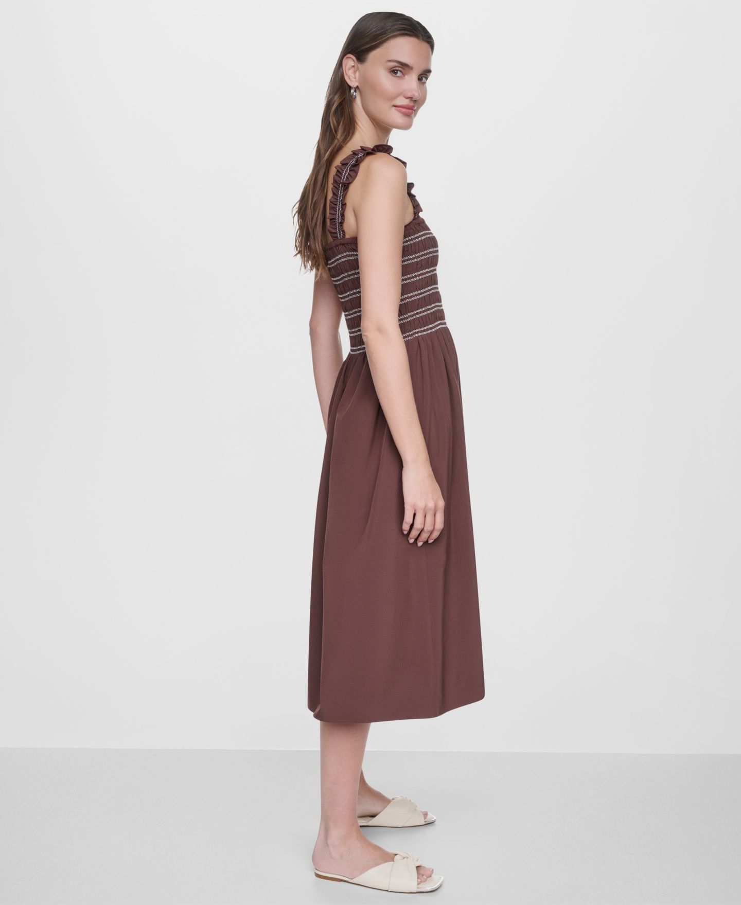 Женское платье DKNY Smocked Bodice Sleeveless Midi, цвет: Java — фото 3