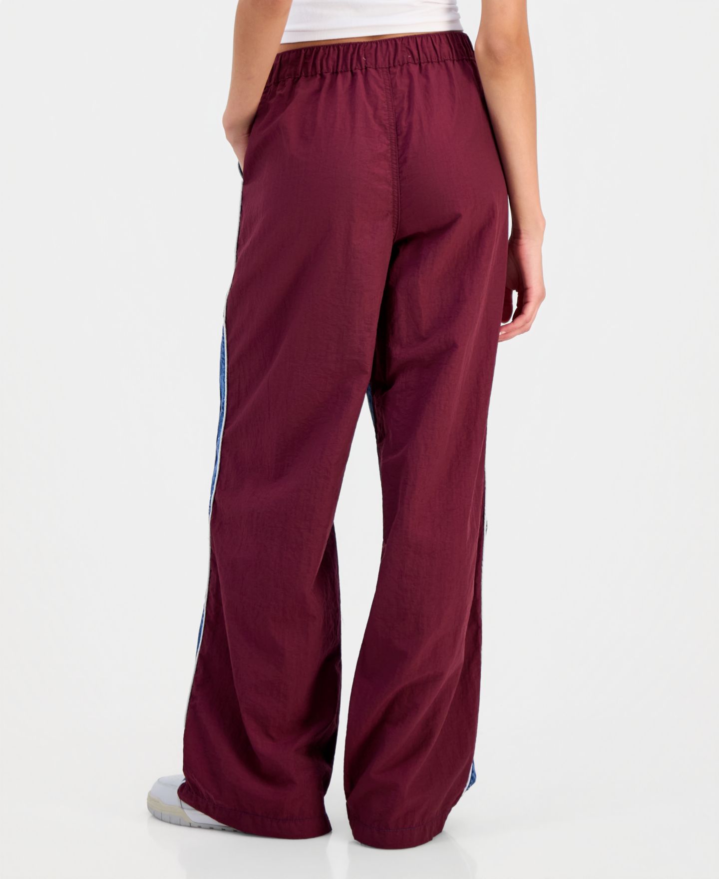 Женские джинсы Madden Girl Juniors' Mixed Materials Wide Leg, цвет: Джинсовый / Бордовый — фото 5
