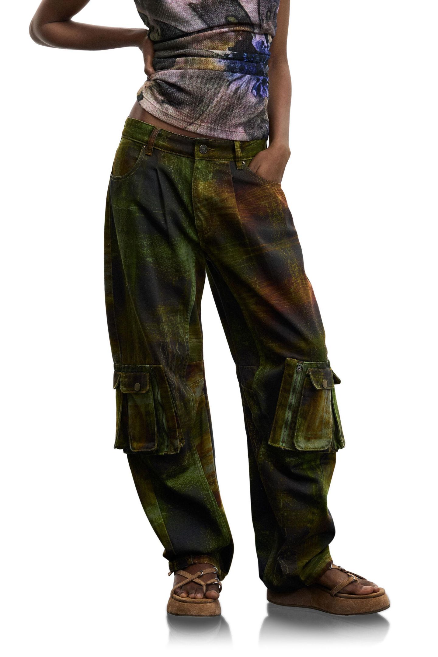 Женские брюки Desigual Cargo pants 100% cotton m. c. lacroix, цвет: Зелёный — фото 2