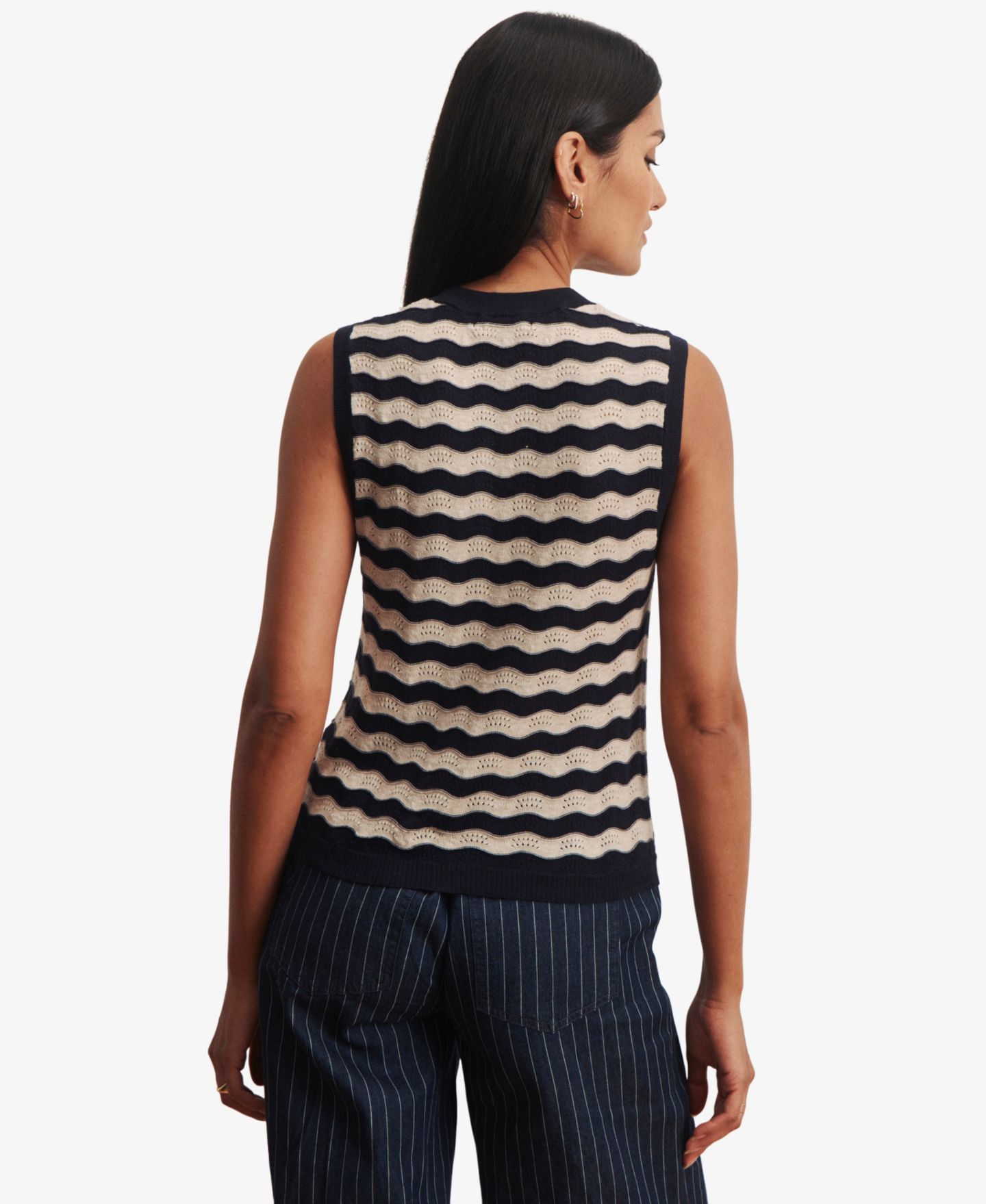 Женский свитер Sanctuary Petite Everyday Chevron Sleeveless Sweater Tank, цвет: Тёмный полосатый — фото 5