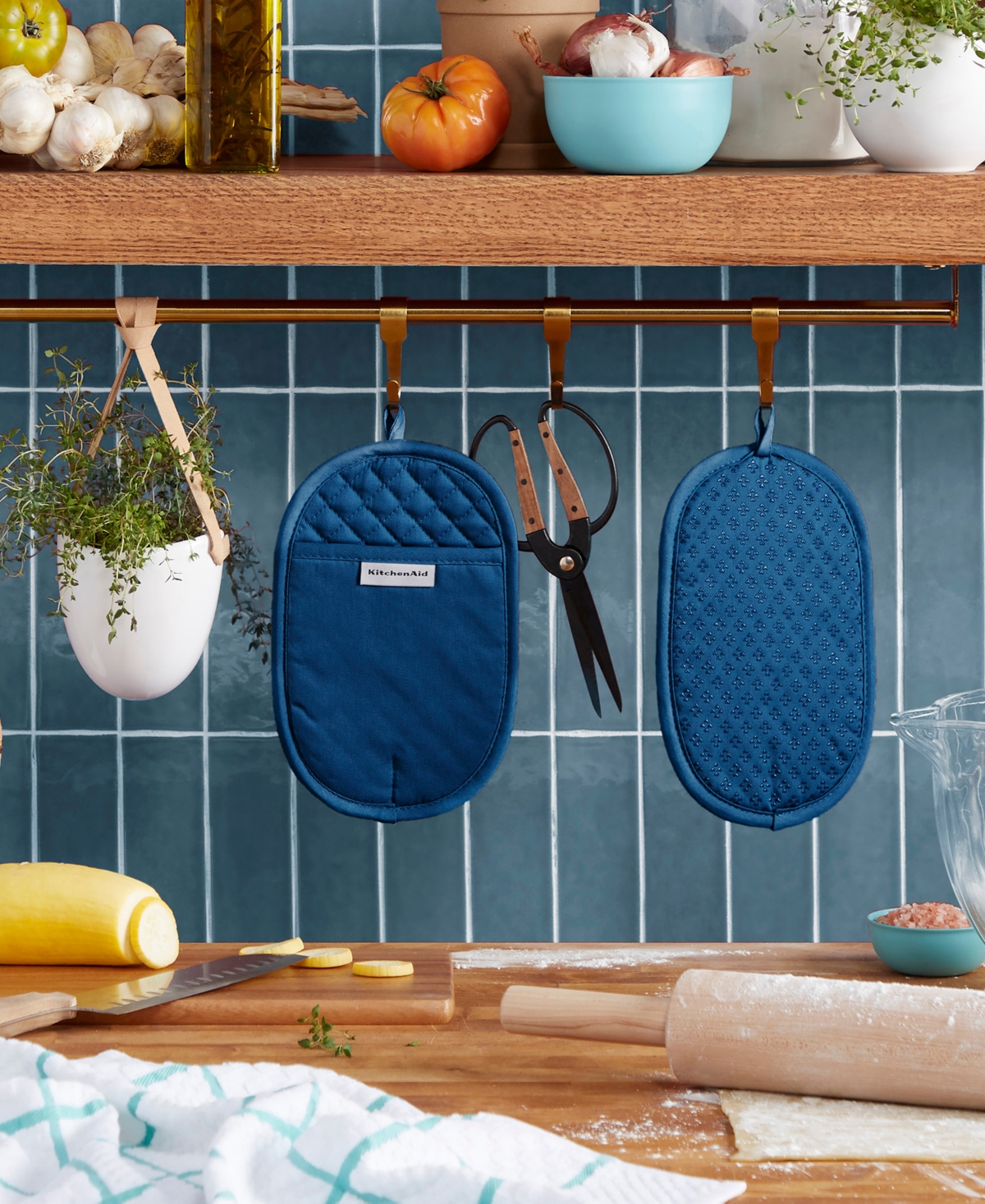 KitchenAid Asteroid Pot Holder Set, 2 Piece