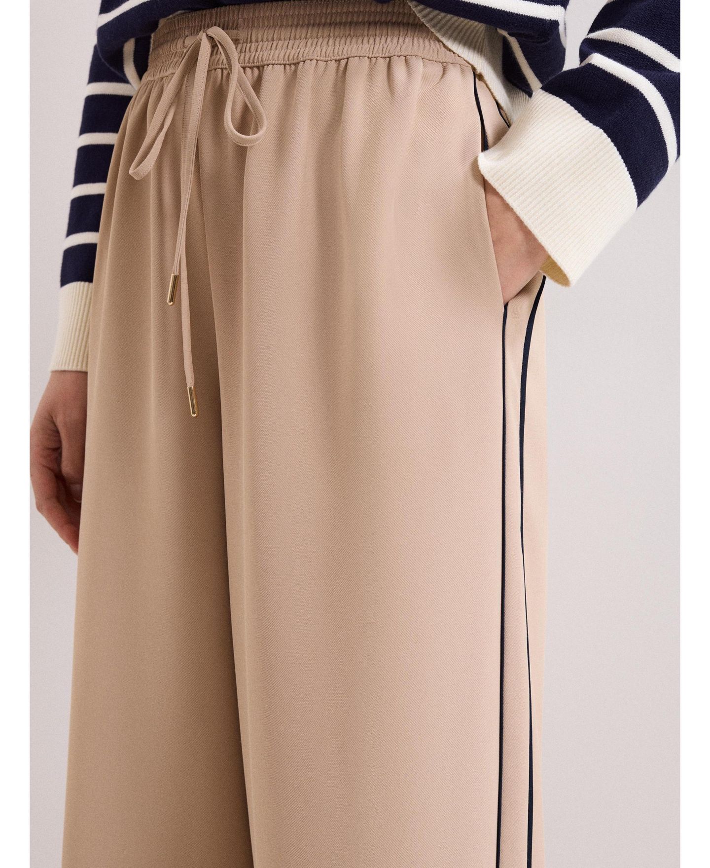 Женские брюки Phase Eight Wide Leg Stripe Detail Skye, цвет: Верблюжий — фото 4