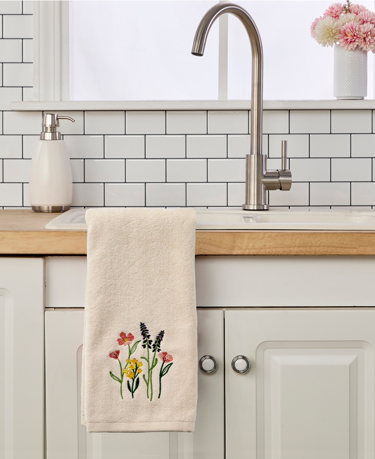 Skl Home Meadow Bouquet 2-Pc. Hand Towel Set