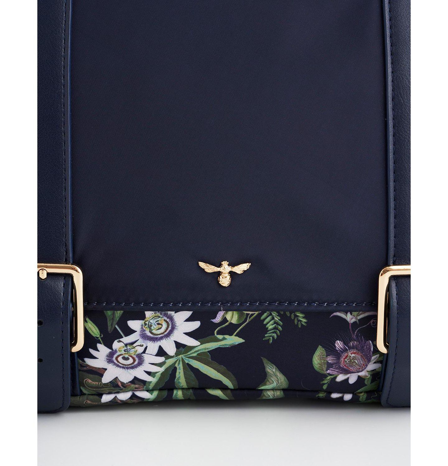 Женская сумка Fable England Passion Flower Printed Satchel, цвет: Тёмно-синий — фото 2