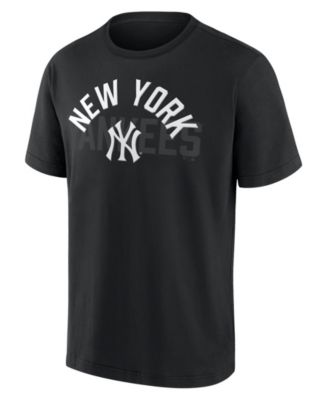 Men's New York Yankees Black Out Heavyweight T-Shirt