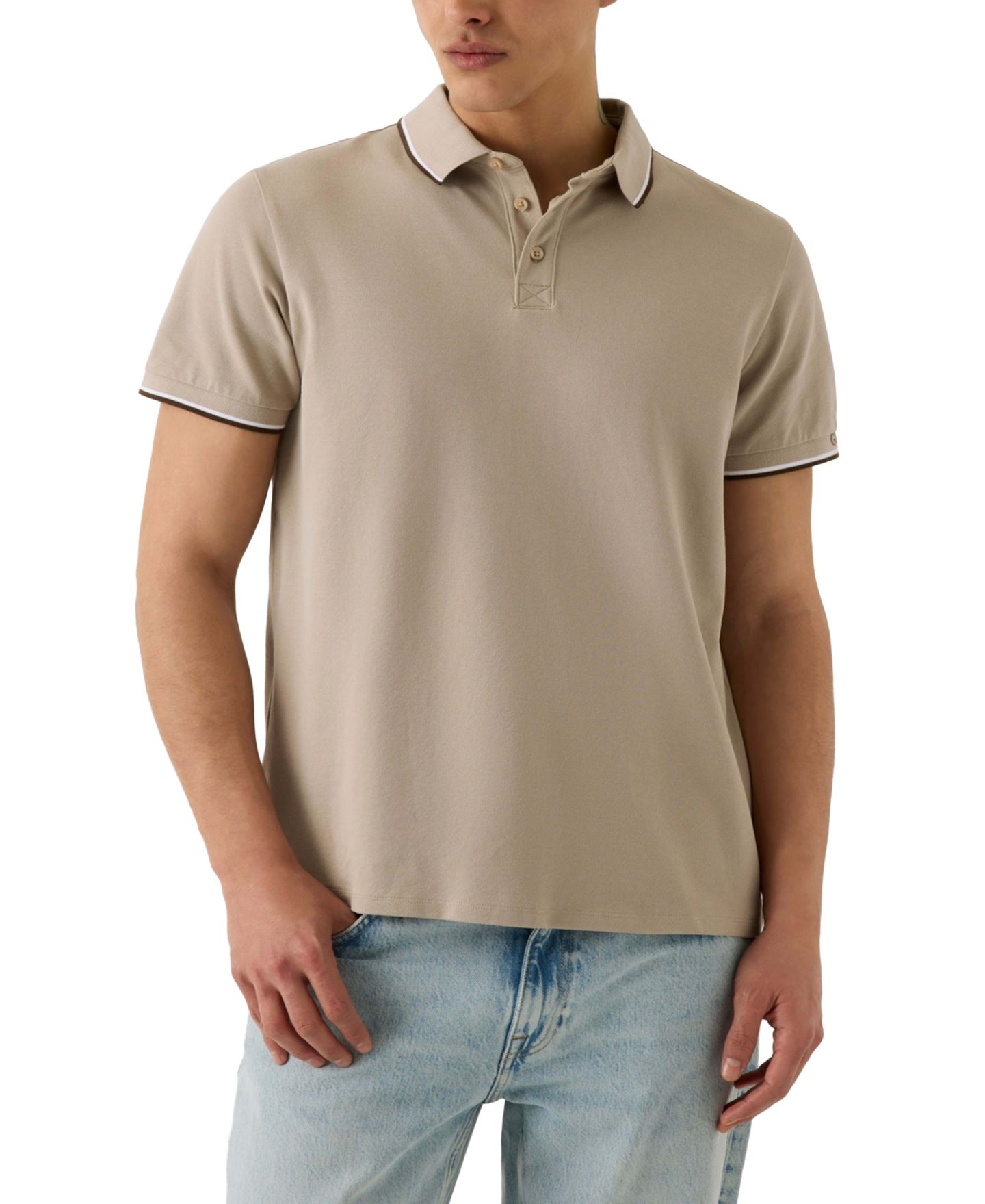 Мужское поло GUESS Piqué Cuff Short-Sleeve Polo Shirt, цвет: Серо-бежевый — фото 1