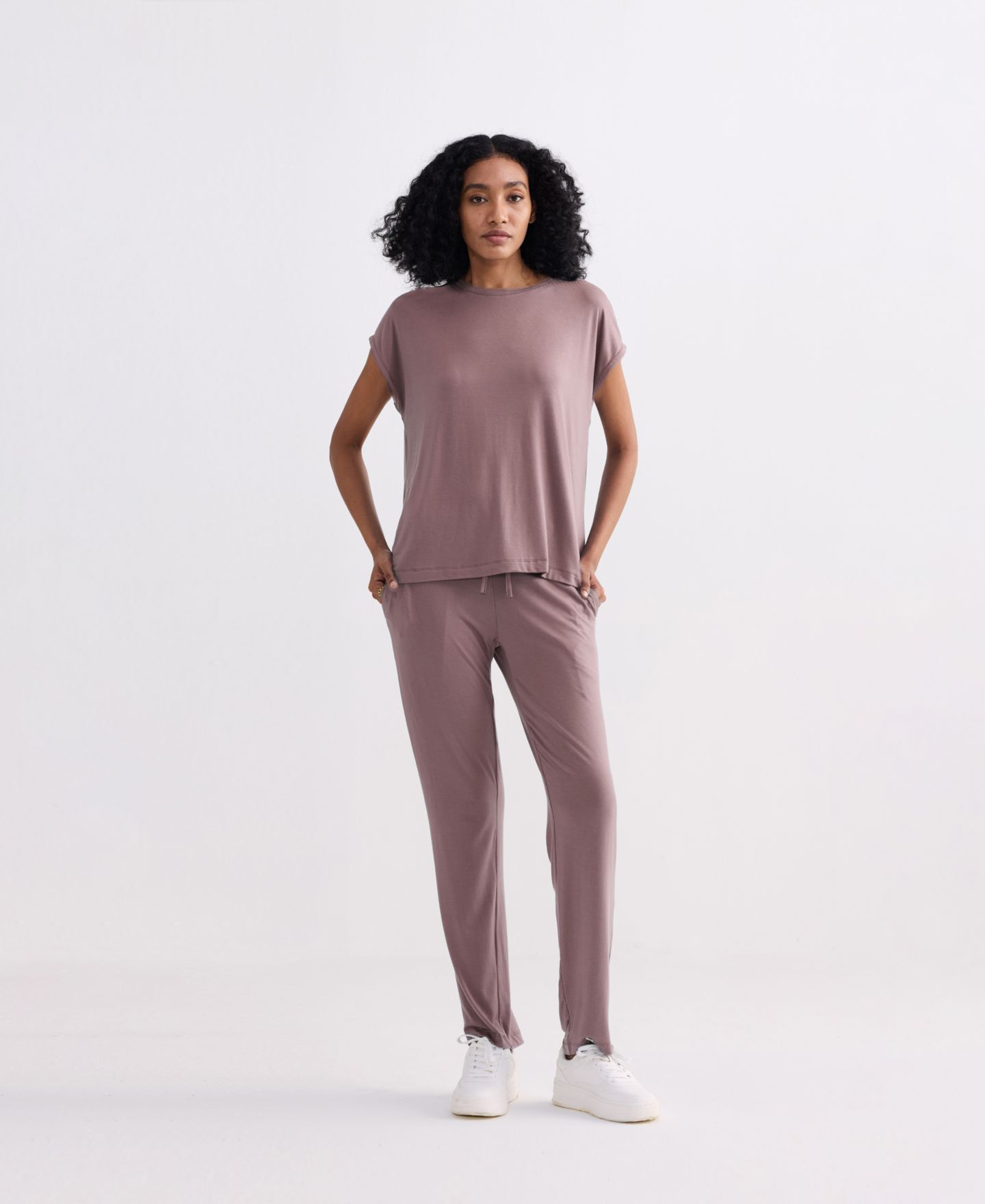 Женская футболка Reistor Relaxed in Dusty Rose, цвет: Пыльный розовый — фото 4