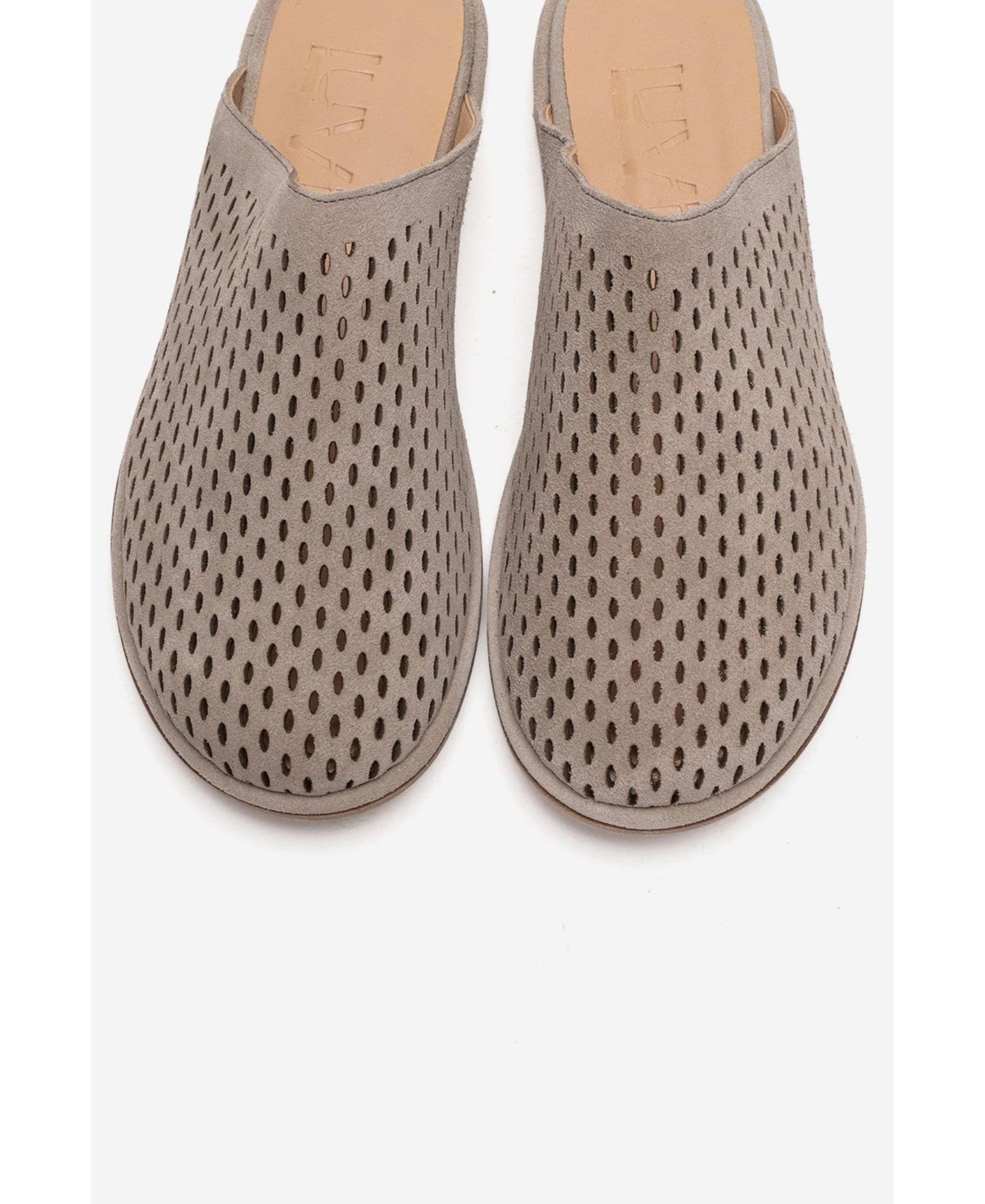 Женские сабо Forever & Always Shoes Melara Leather Slip On Mule, цвет: Бежевый замшевый — фото 5