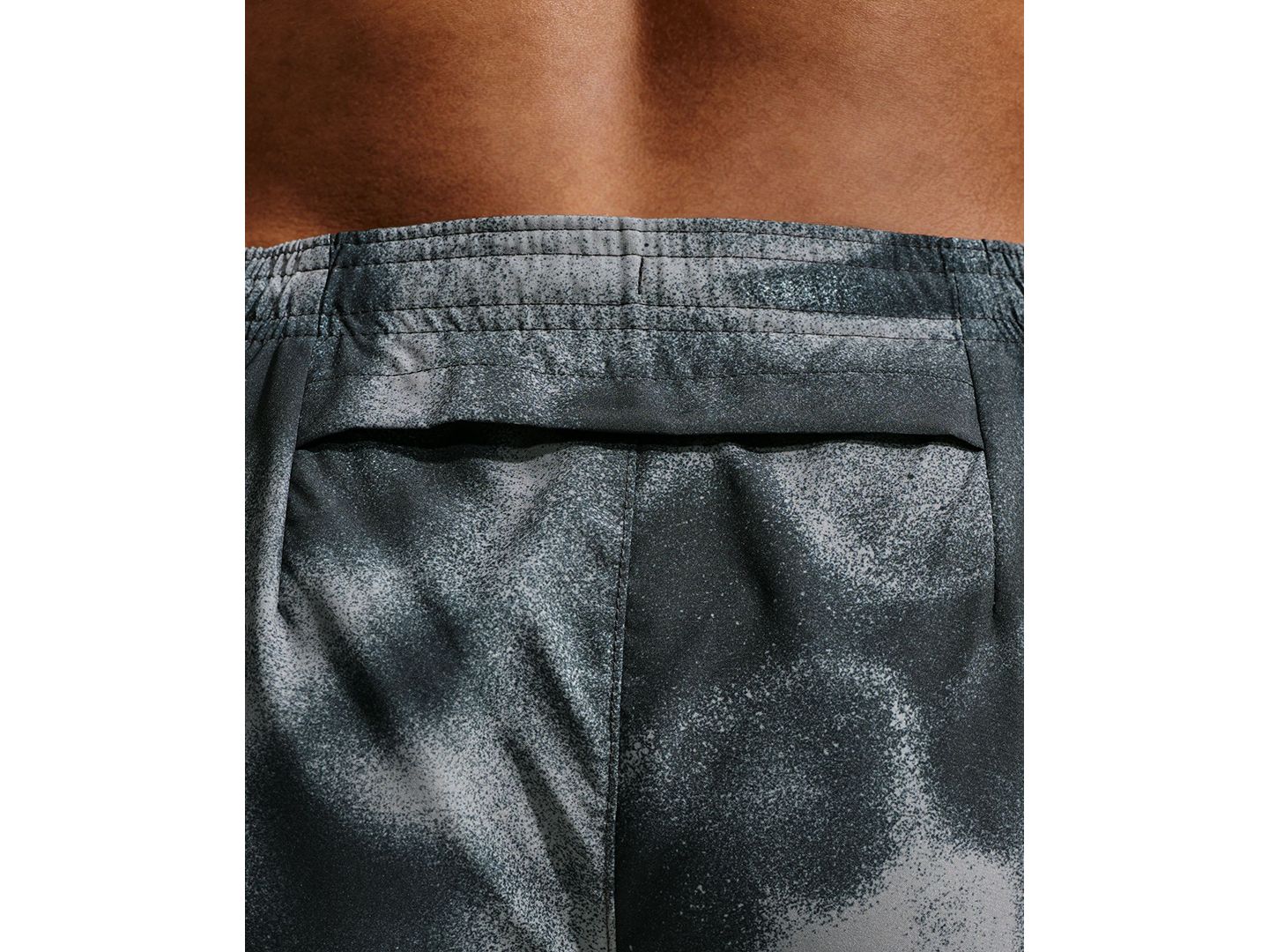 Мужские шорты Nike Miler 7" Dri-FIT Brief-Lined Running, цвет: Чёрный / Светоотражающий серебряный — фото 4