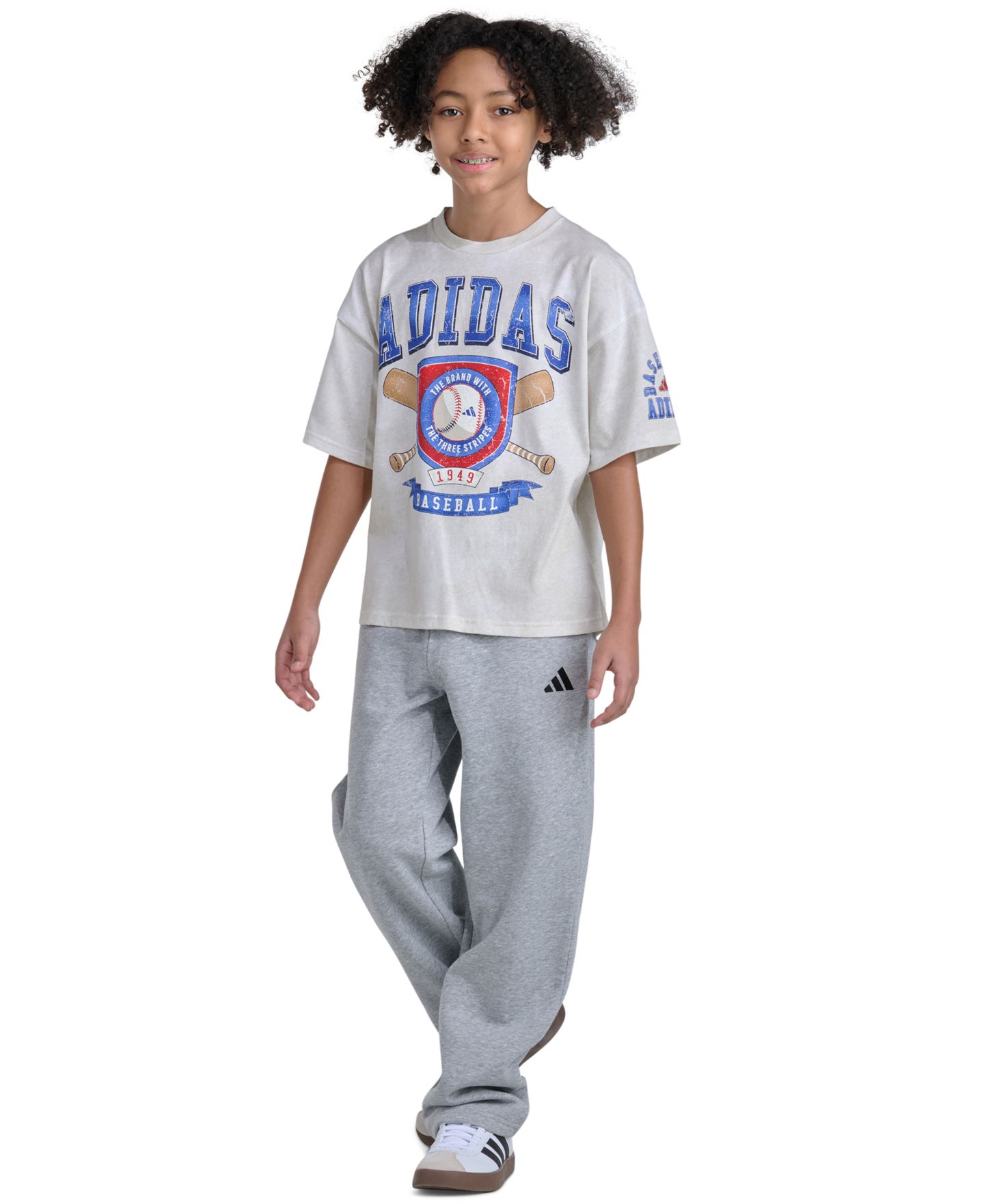Футболка adidas Short-Sleeve Baseball T-Shirt для мальчиков, цвет: Молочный белый — фото 2