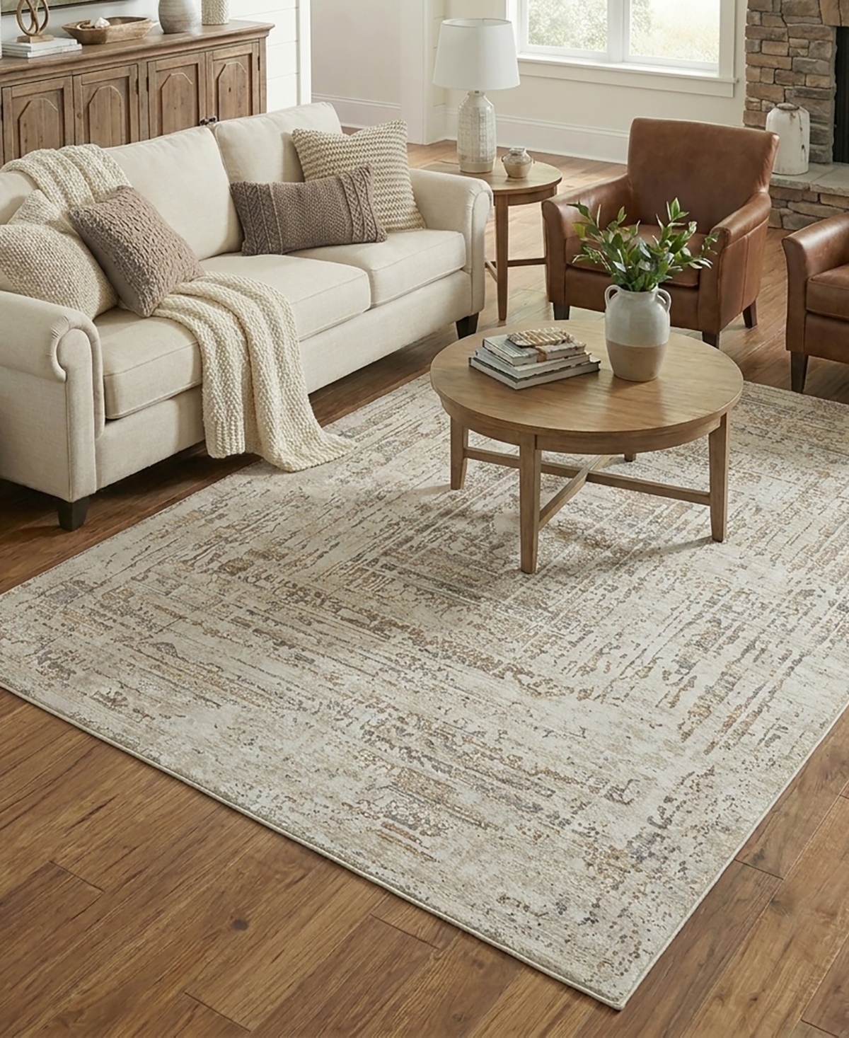 Lr Home Bienne BIENA284 4' x 6' Area Rug