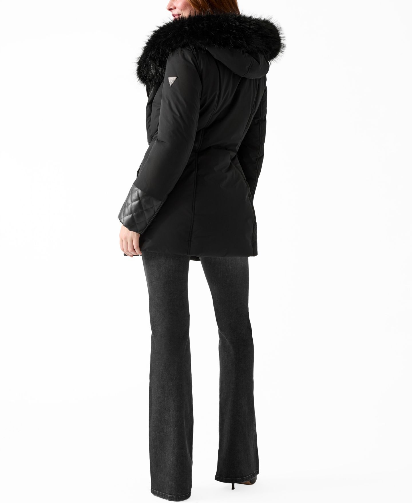 Женская куртка GUESS Pleather-Sleeve Detailed Faux-Fur Hooded Puffer, цвет: Чёрный — фото 7