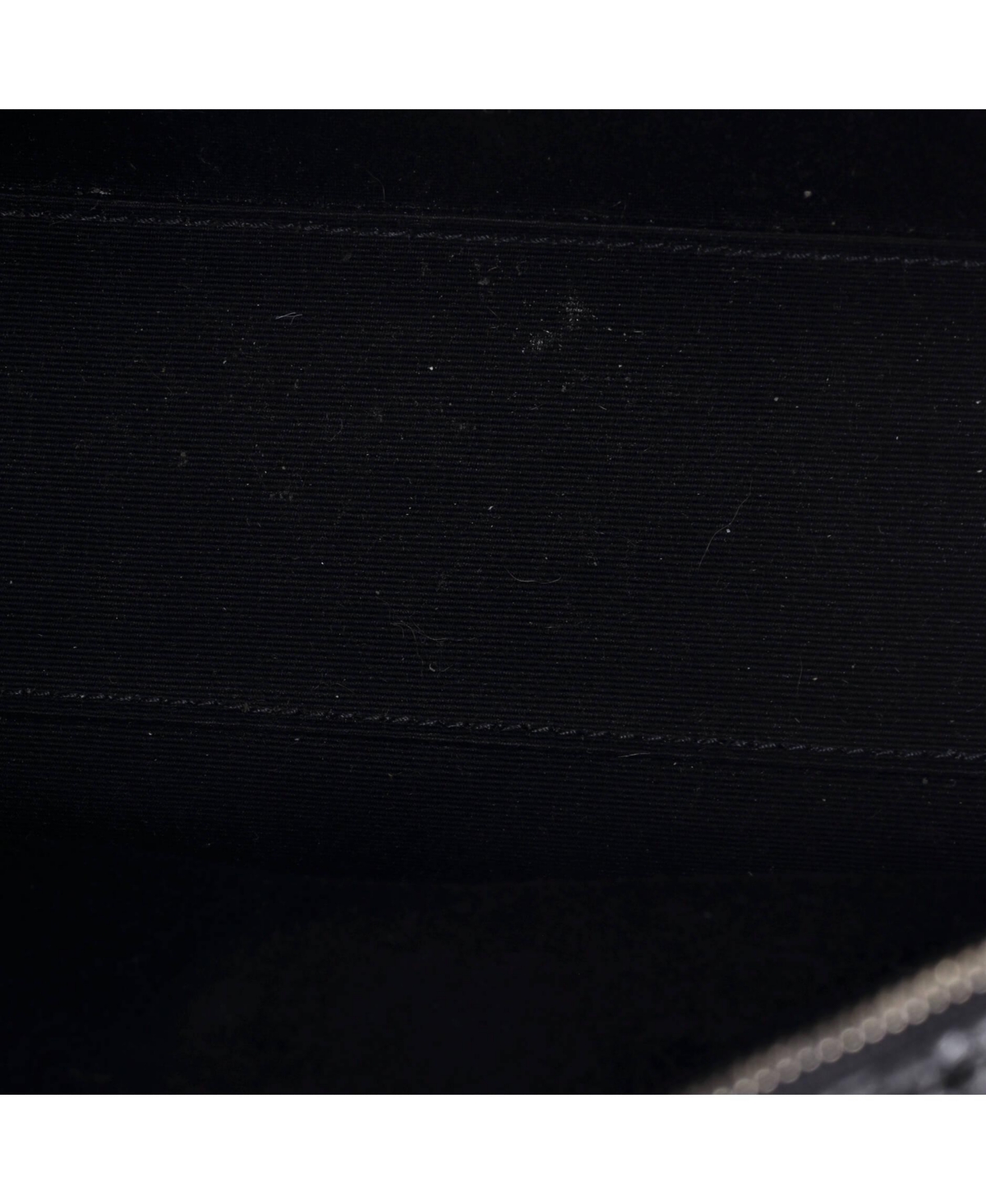 Pre-Owned Saint Laurent Medium Uptown Tote Embossed Leather