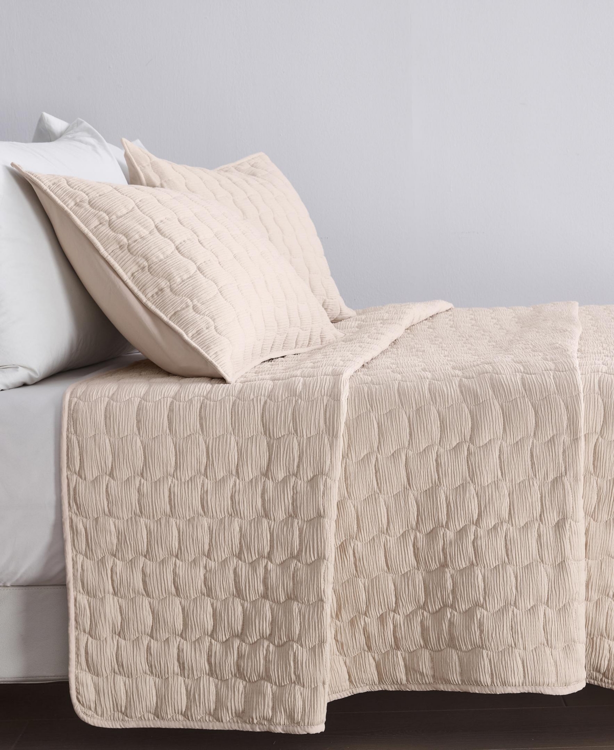 Linery & Co. Gauze-Like Wave Stitched Quilt Set With Shams