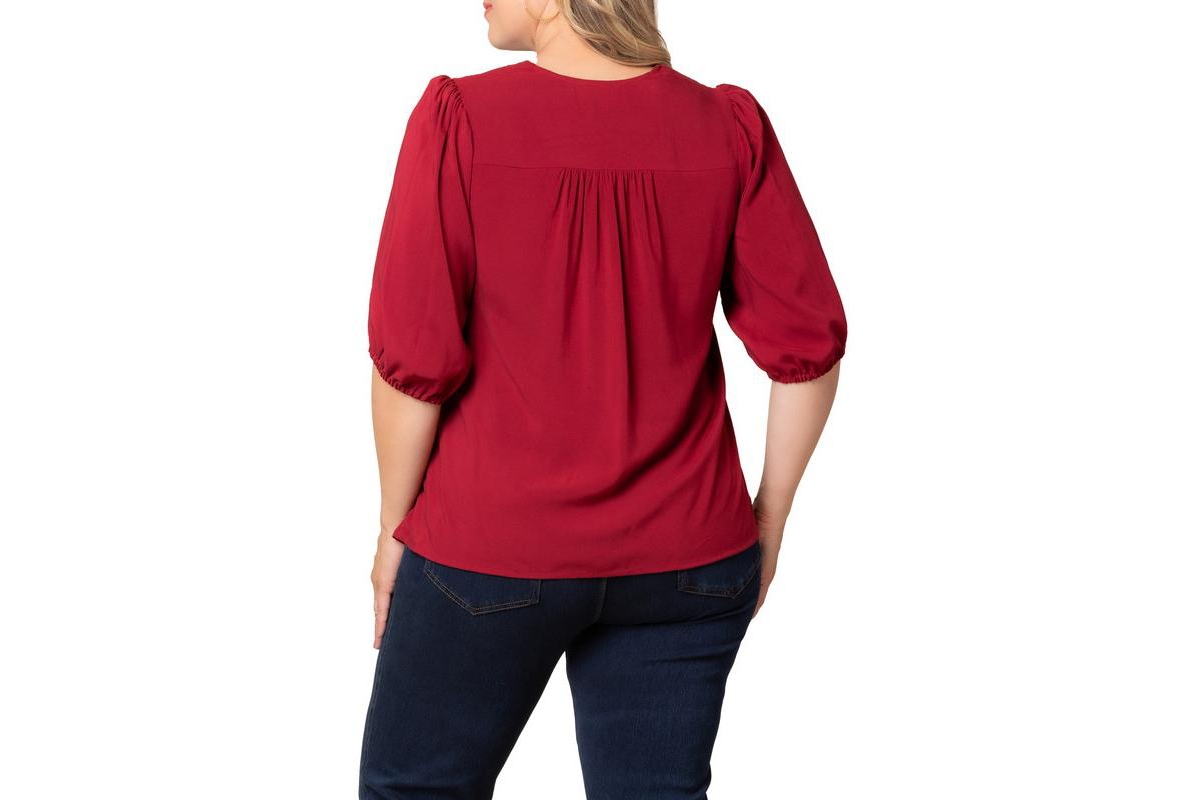 Kiyonna Plus Size Tacoma Trim Neckline Top