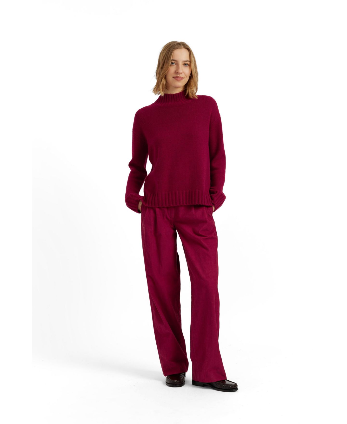 Женский свитер Chinti & Parker Pure Cashmere Funnel Neck, цвет: Вишнёвый — фото 3