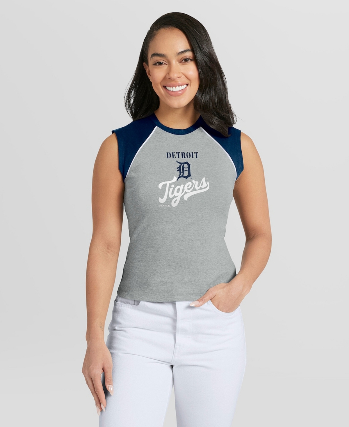 Wear by Erin Andrews Women's Heather Gray Detroit Tigers Cropped Raglan Tank Top