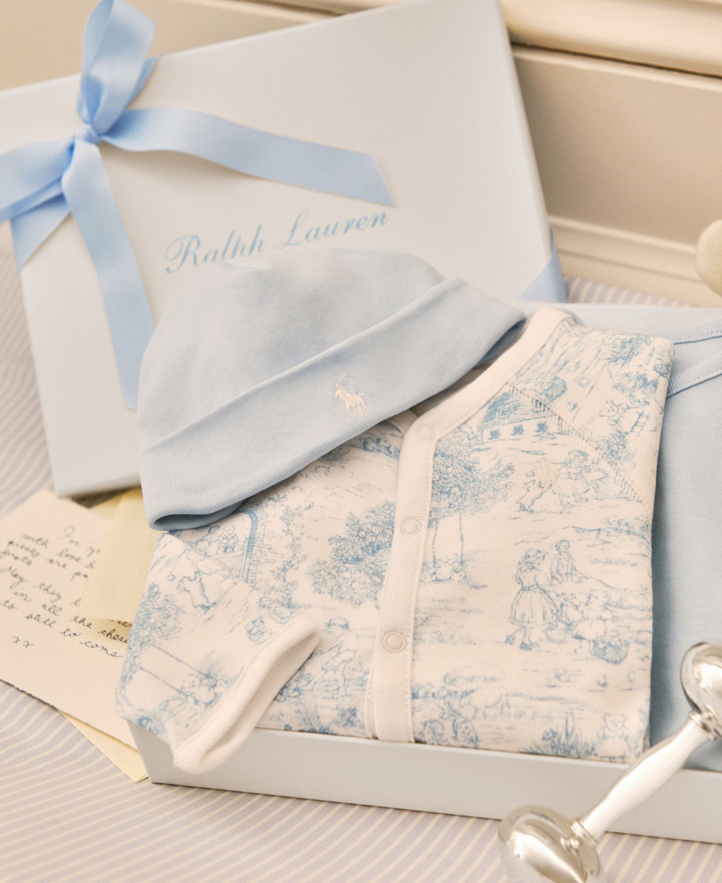 Детский комплект Polo Ralph Lauren Toile: боди, комбинезон и шапочка, 3 предмета, цвет: Синий — фото 5