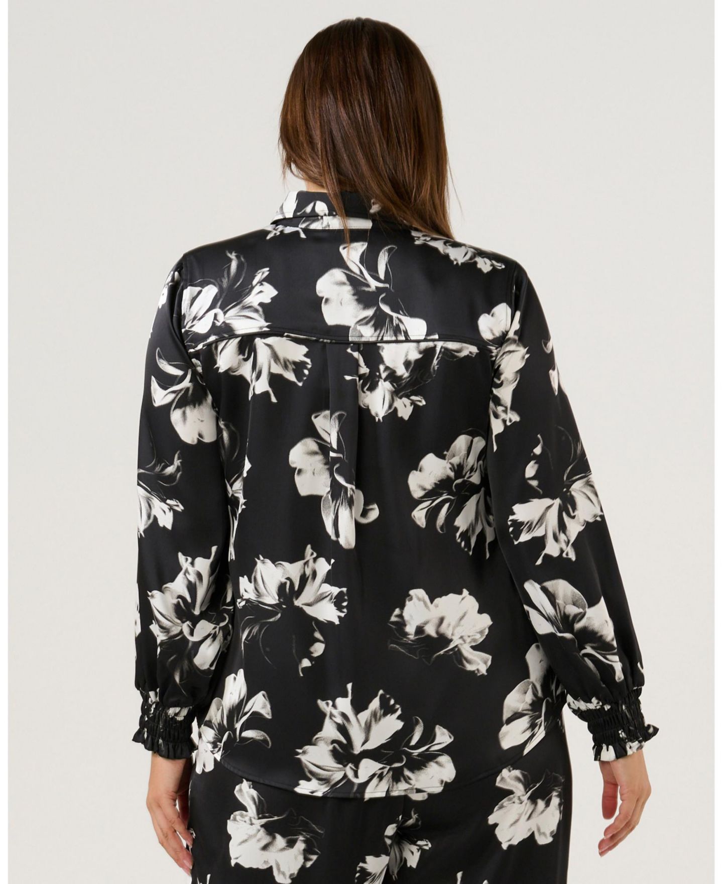 Женская рубашка ESTELLE Gilda Floral Satin Button-Front Collared, цвет: Чёрный — фото 7