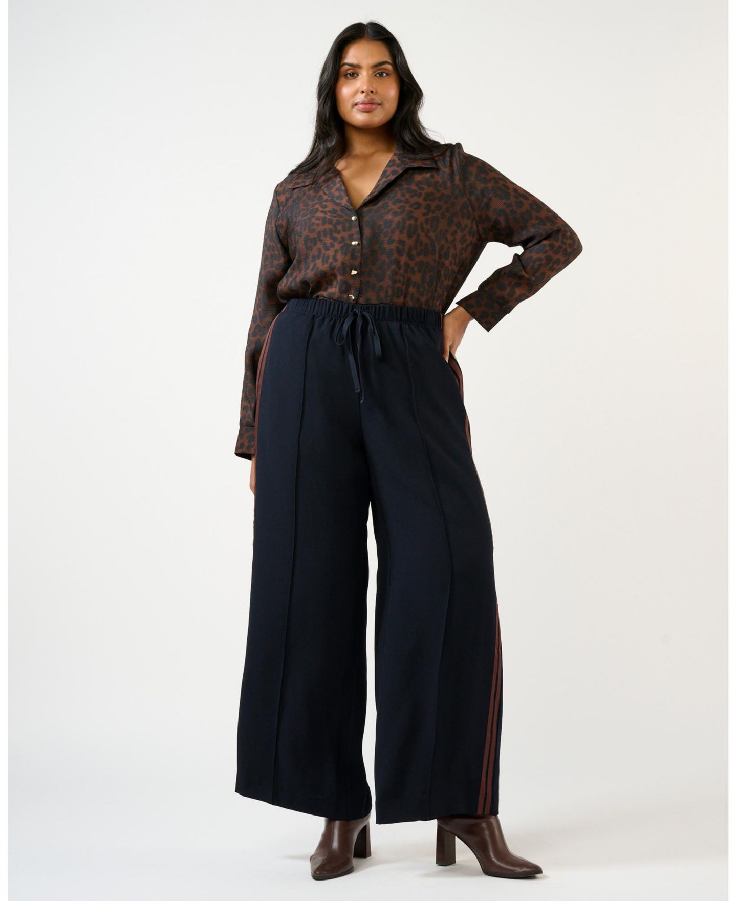 Женские брюки ESTELLE Jesse Wide-Leg High Rise Striped, цвет: Тёмно-синий — фото 5