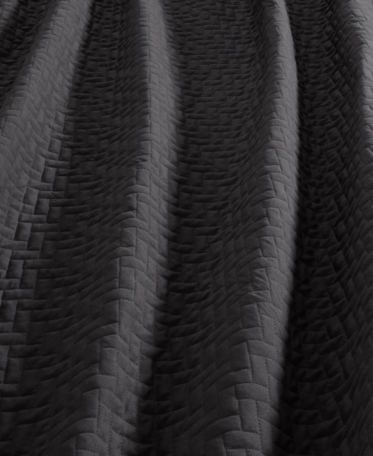 ienjoy Home Herringbone Lightweight Quilted Coverlet Set
