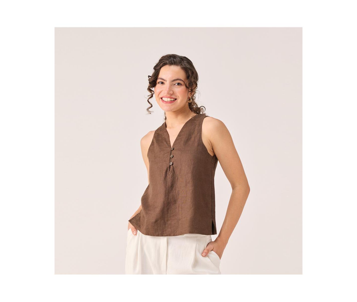 Женский топ Reistor Button Neck, цвет: Шоколадный коричневый — фото 9