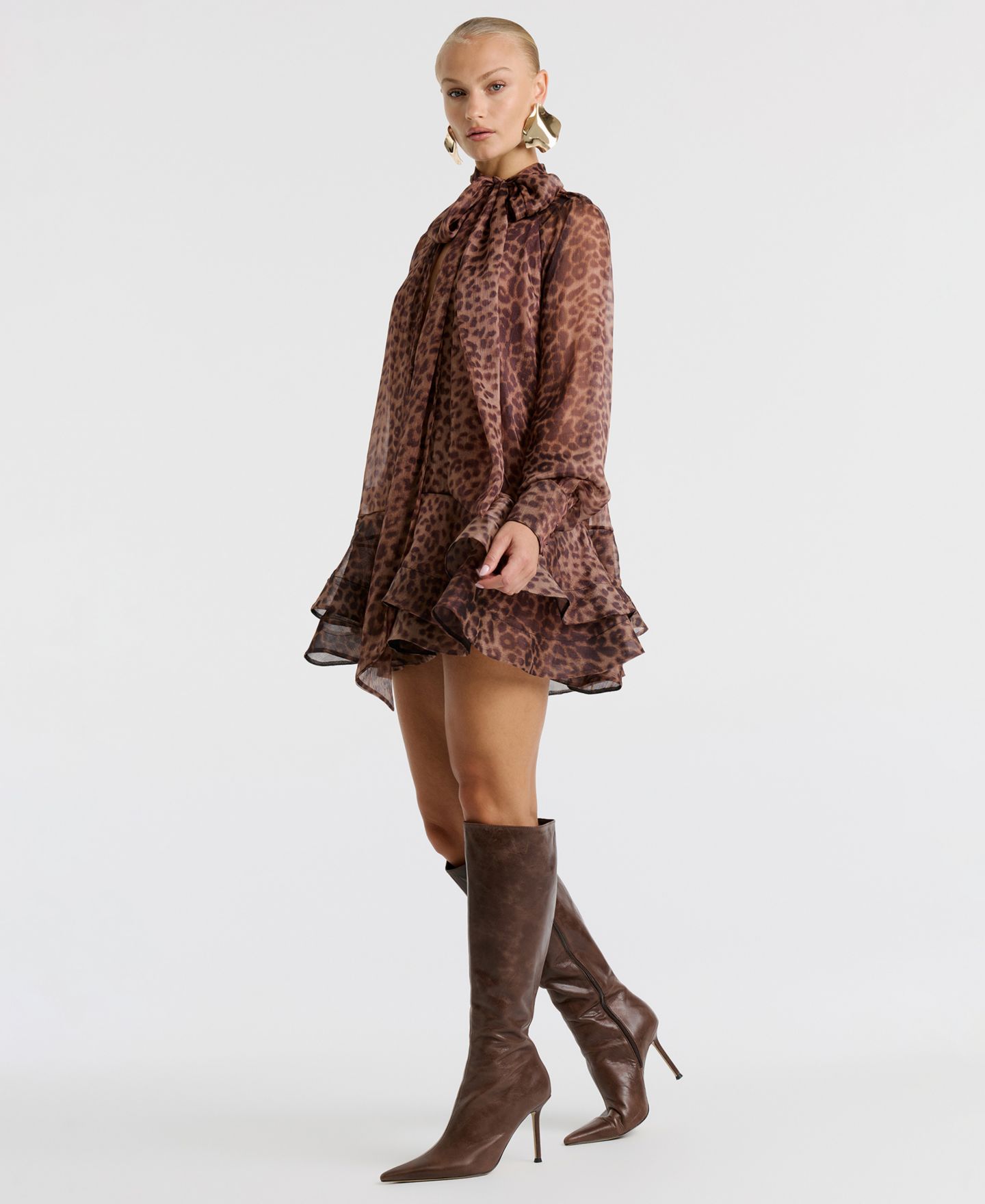 Женское платье Bardot Mock-Neck Adrie Babydoll Mini, цвет: Леопардовый — фото 2