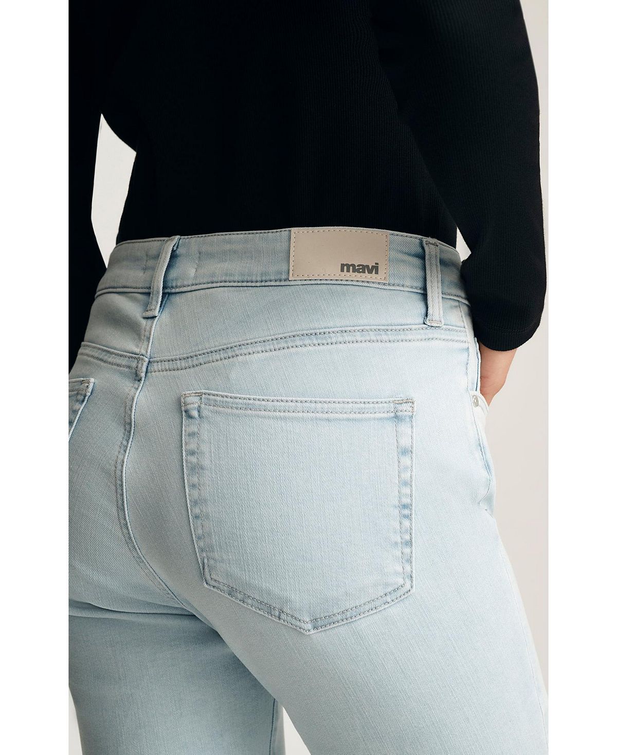 Mavi Jeans Women's Kathleen Mid Rise Boyfriend In Bleached Feather Blue view 5 — MAYCSS fashion products