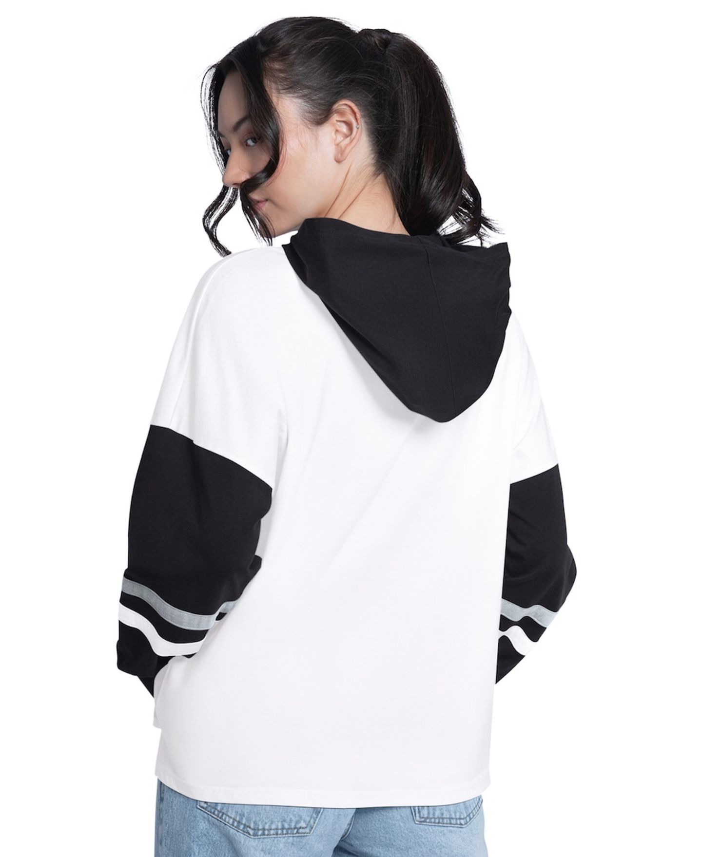 Женская футболка G-III 4Her by Carl Banks White/Black San Antonio Spurs Key Player Oversized Hooded Long Sleeve — фото 4