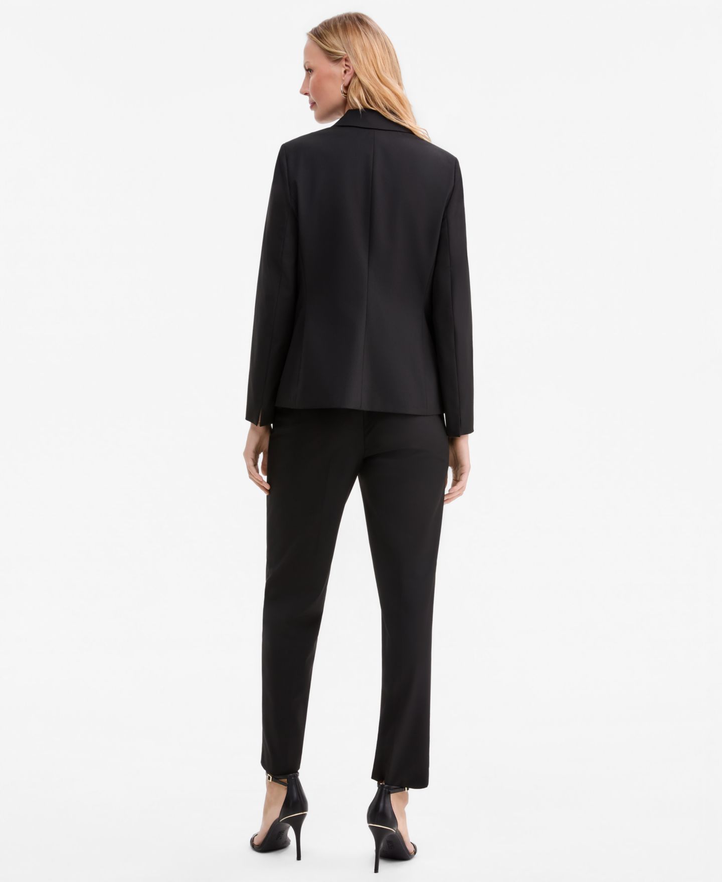 Женские комплекты Kasper Machine Washable One-Button Jacket, Printed Knot-Neck Sleeveless Blouse & Mid-Rise Slim Pants, цвет: Чёрный — фото 3