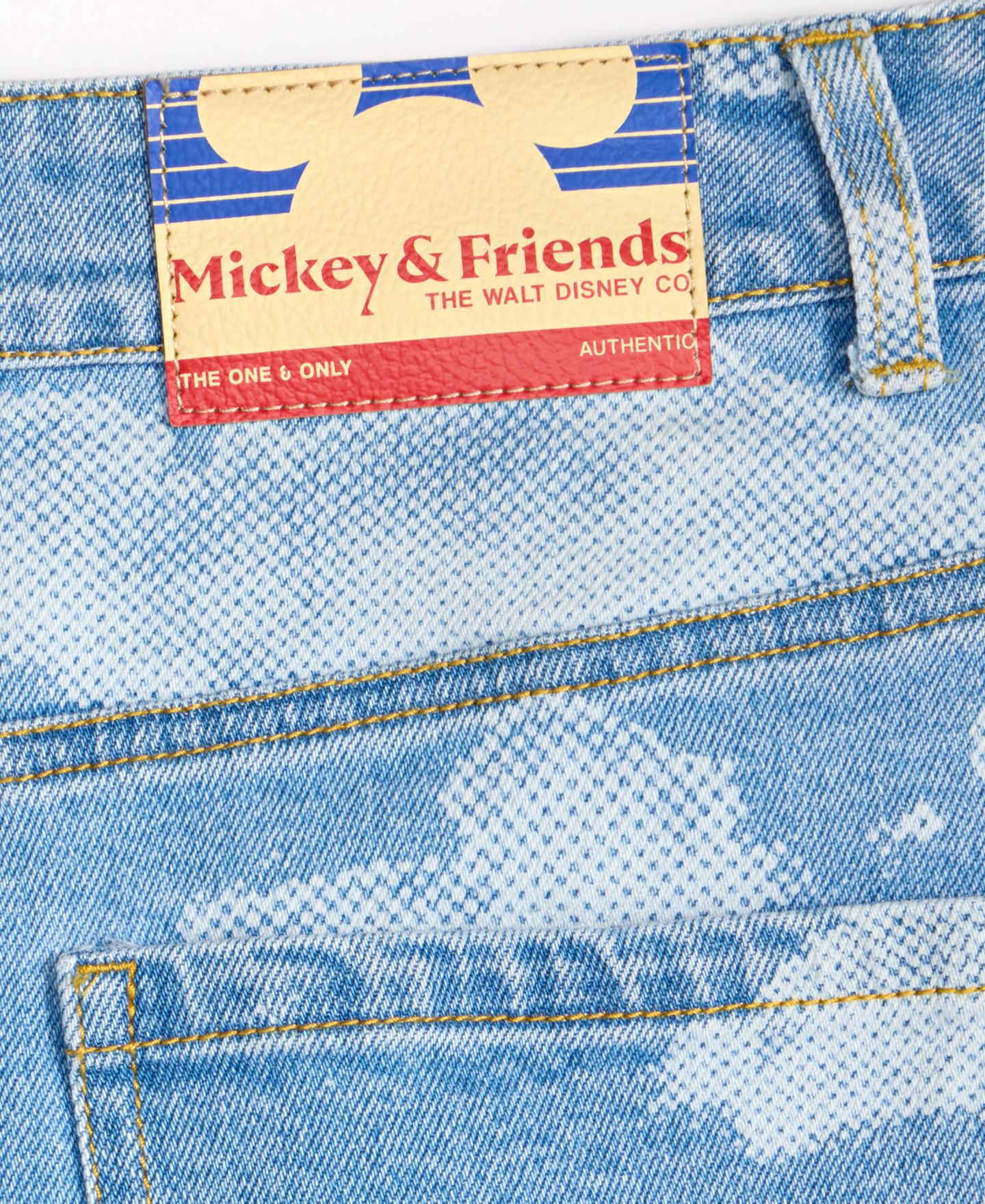 Женская юбка Disney | Macy's Mickey Mouse Parade Balloon Cloud Print Mini Denim Skirt — фото 6