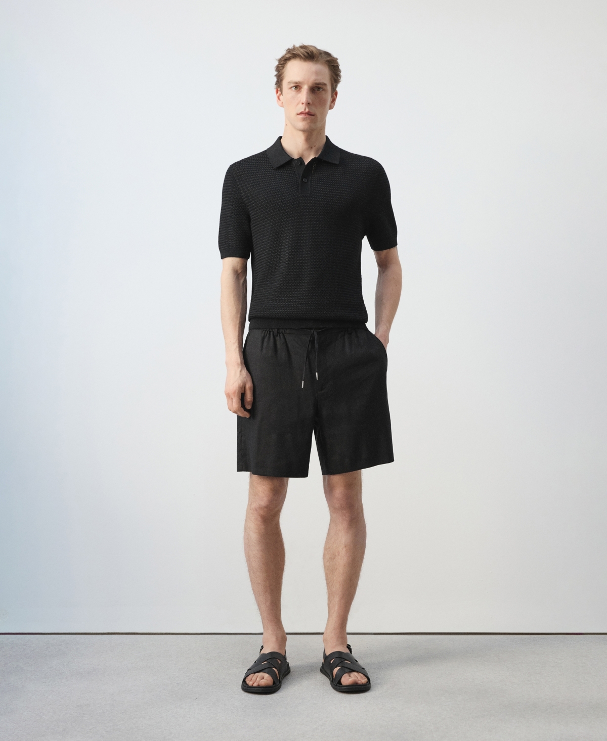 Mango Men's Drawstring Detail Linen 7.48" Bermuda Shorts