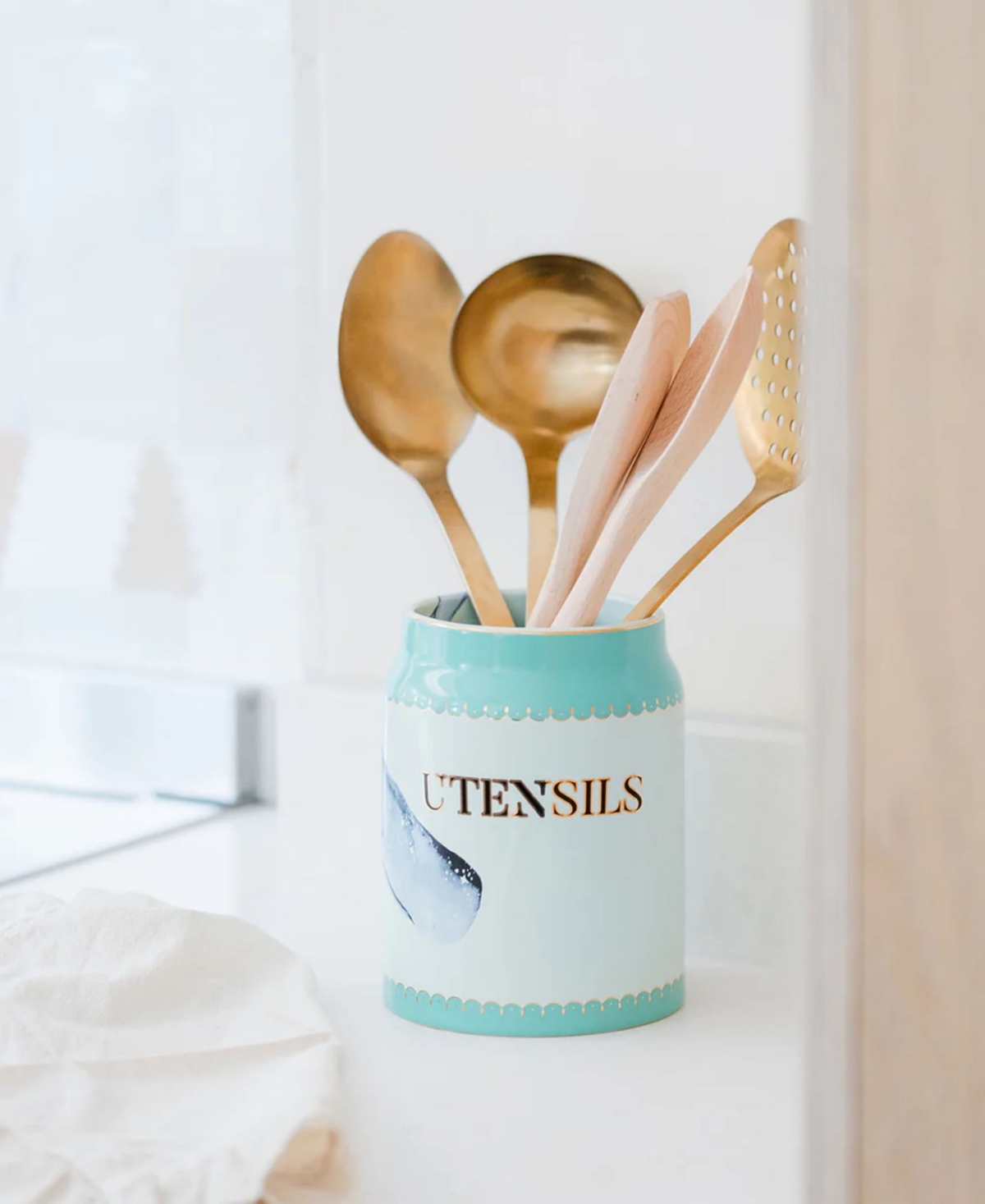 Yvonne Ellen Whale Utensil Pot