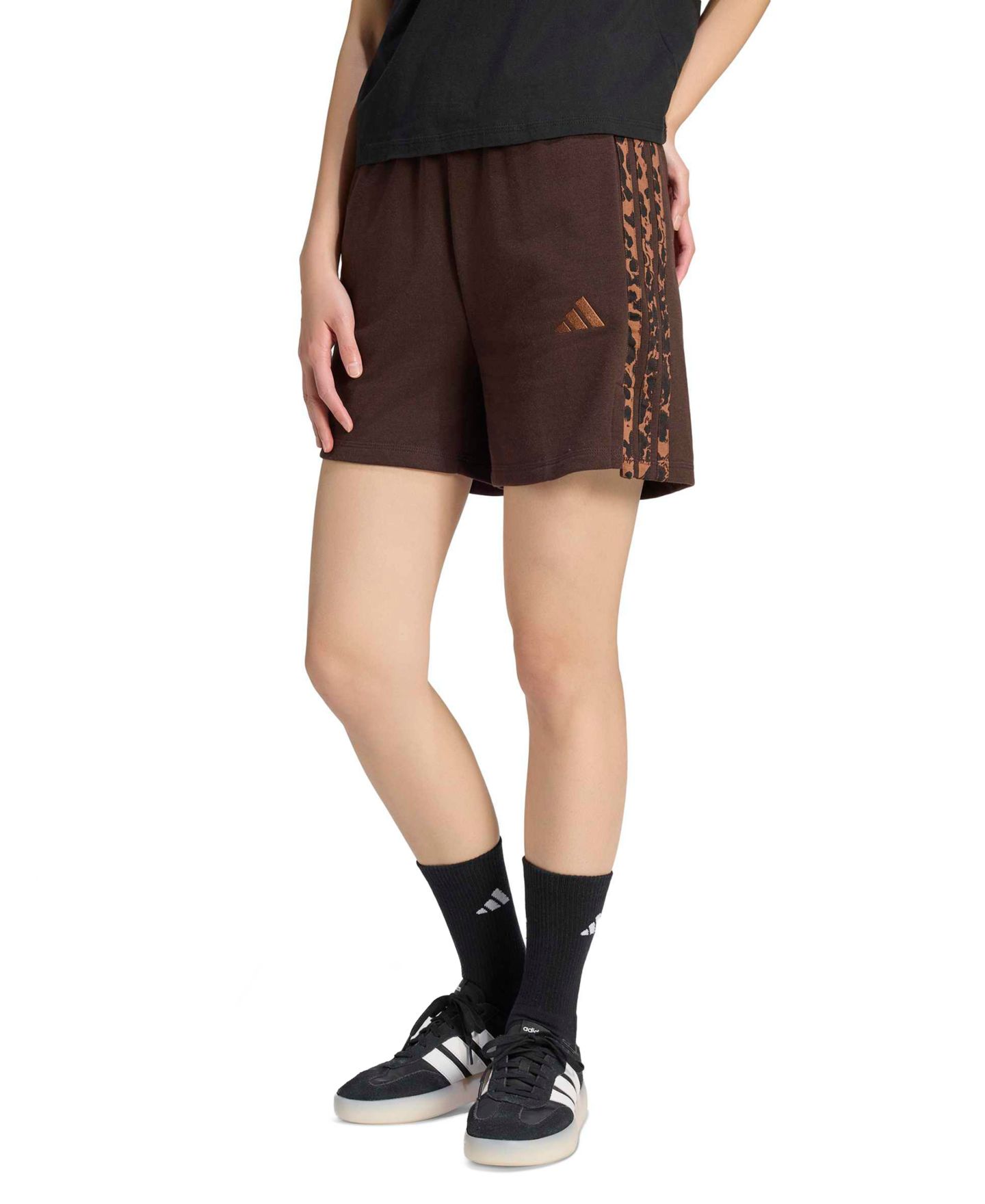 Женские шорты adidas Seasonal Essentials 3-Stripes Printed, цвет: Кофейный / Разноцветный — фото 1