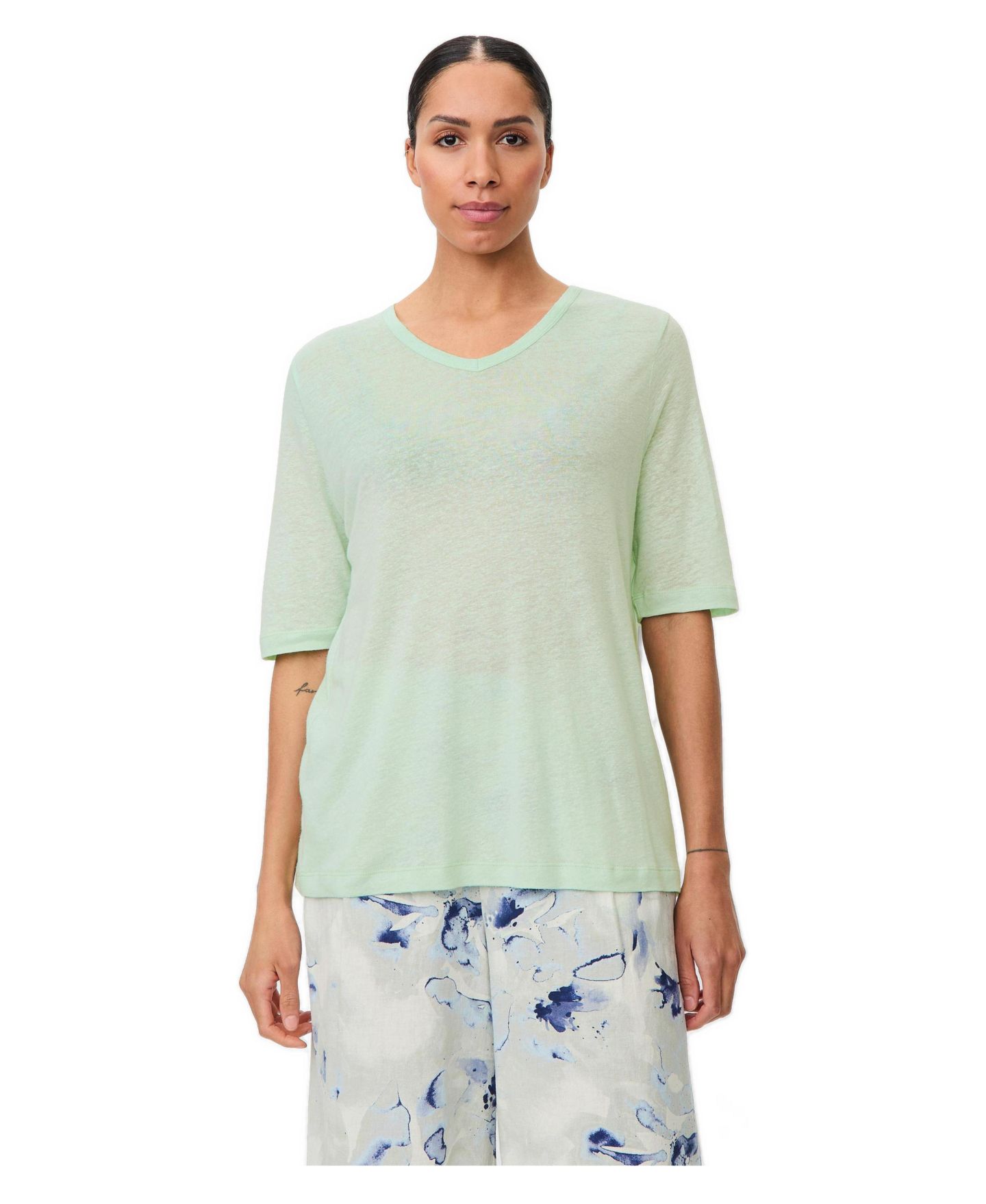 Женская футболка Masai Copenhagen Maballumi Relaxed V-Neck, цвет: Пыльный аквамариновый — фото 1
