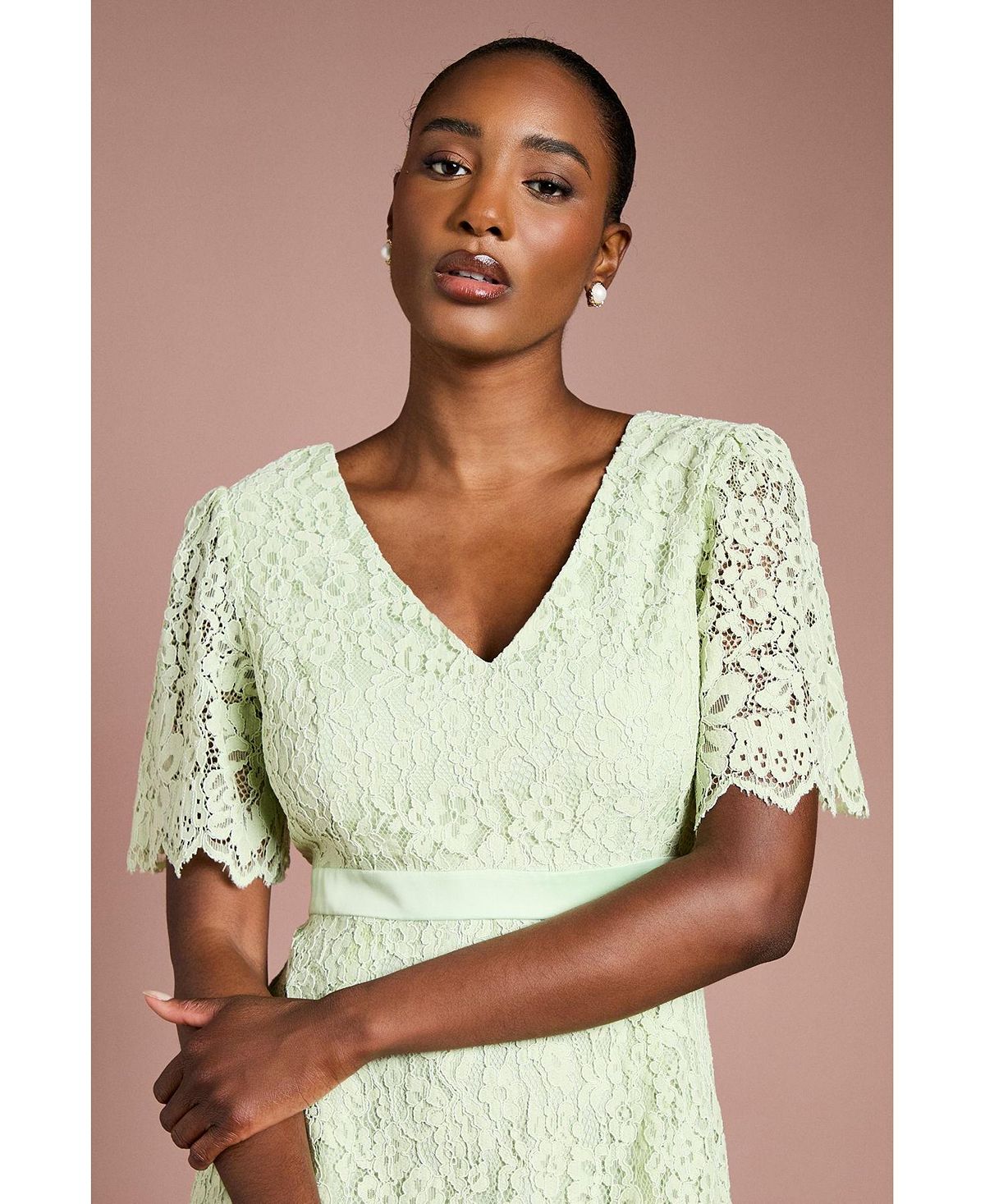 Coast Women's Scallop Hem V-Neck Lace Midi Dress view 4 — MAYCSS fashion products
