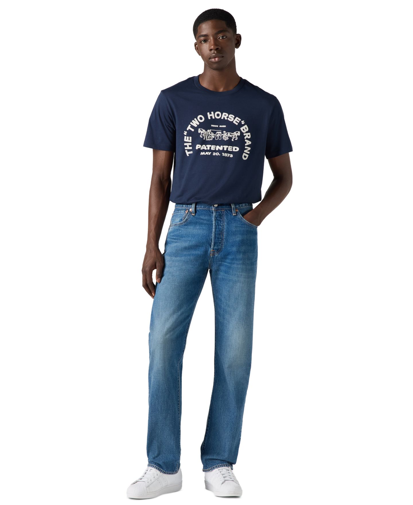 Мужские джинсы Levi's 501® Regular-Fit Lightweight Button Fly, цвет: Cascade Lightweight — фото 2
