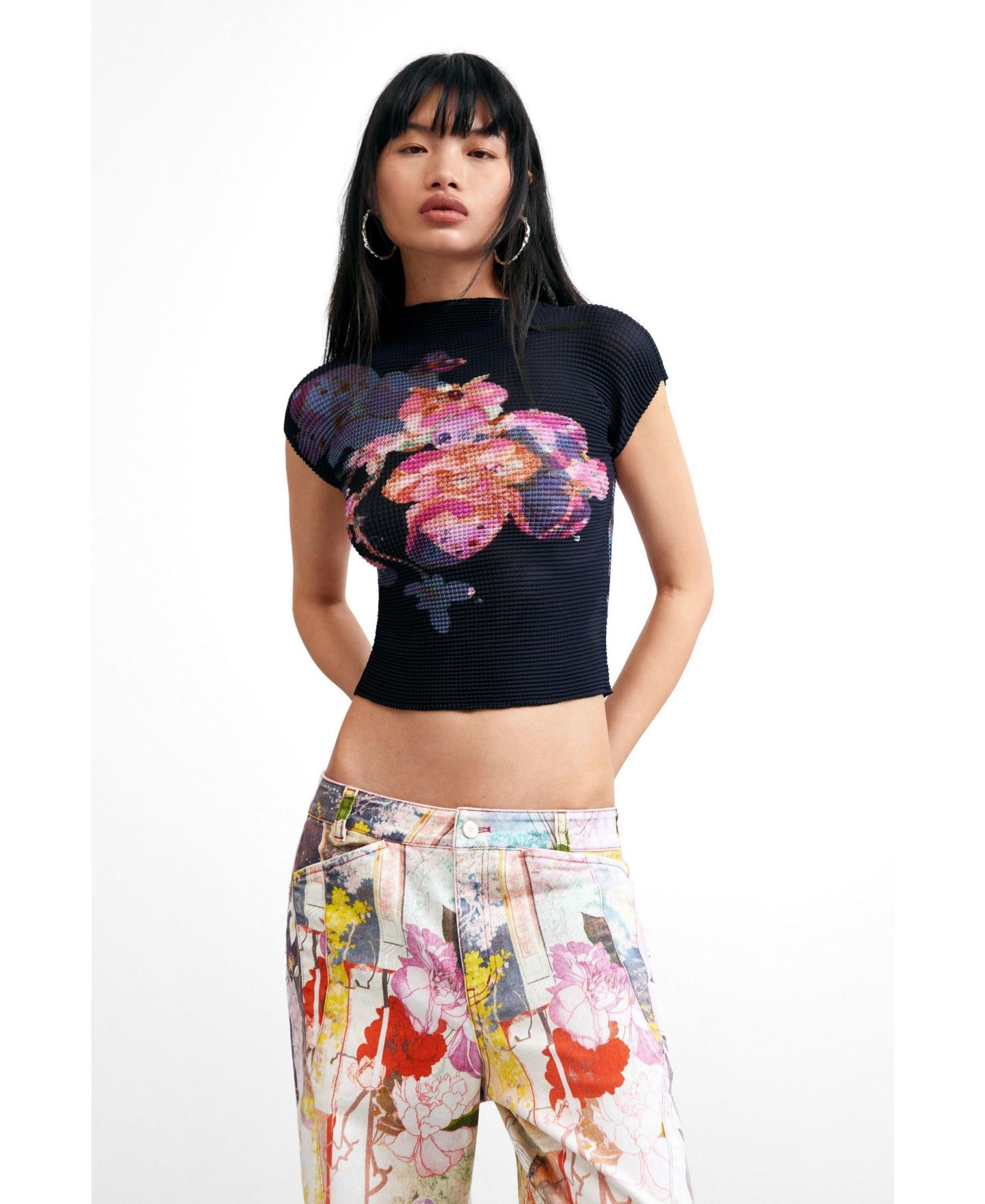 Женская блузка Desigual Printed High Neck, цвет: Чёрный — фото 3
