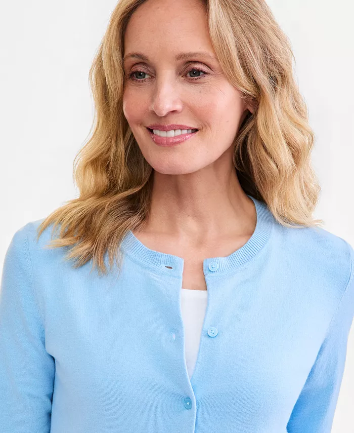 Women's Crewneck Button-Down Cardigan Sweater - thumbnail 8