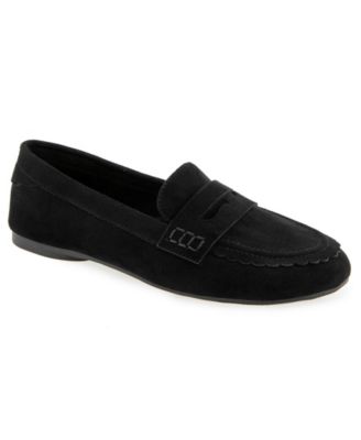 Women's Paola Scalloped Edge Loafer
