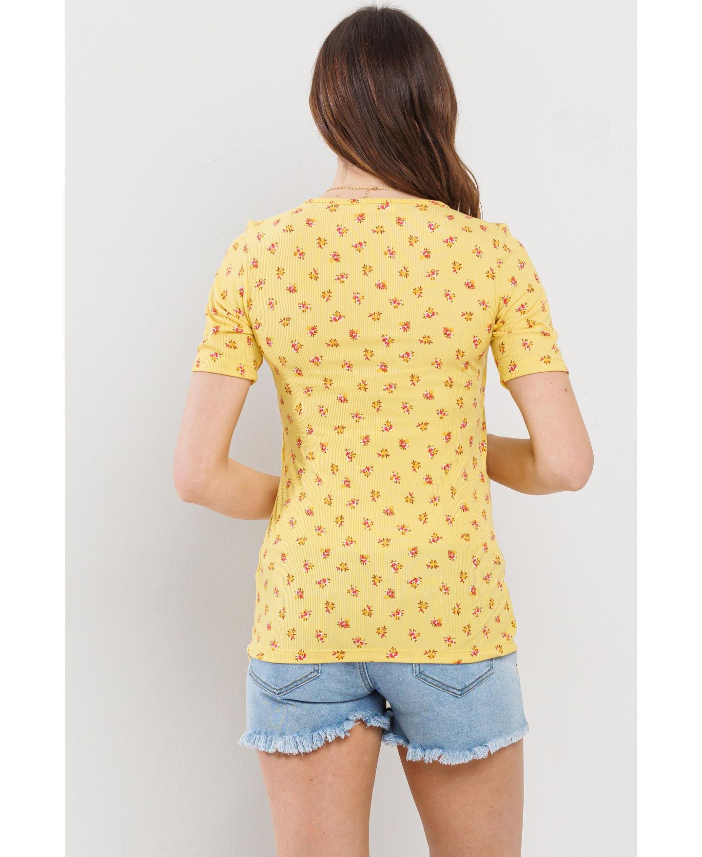 Женская рубашка Hello Miz Maternity Floral Rib Short Sleeve Crossover Nursing, цвет: Жёлтый — фото 3