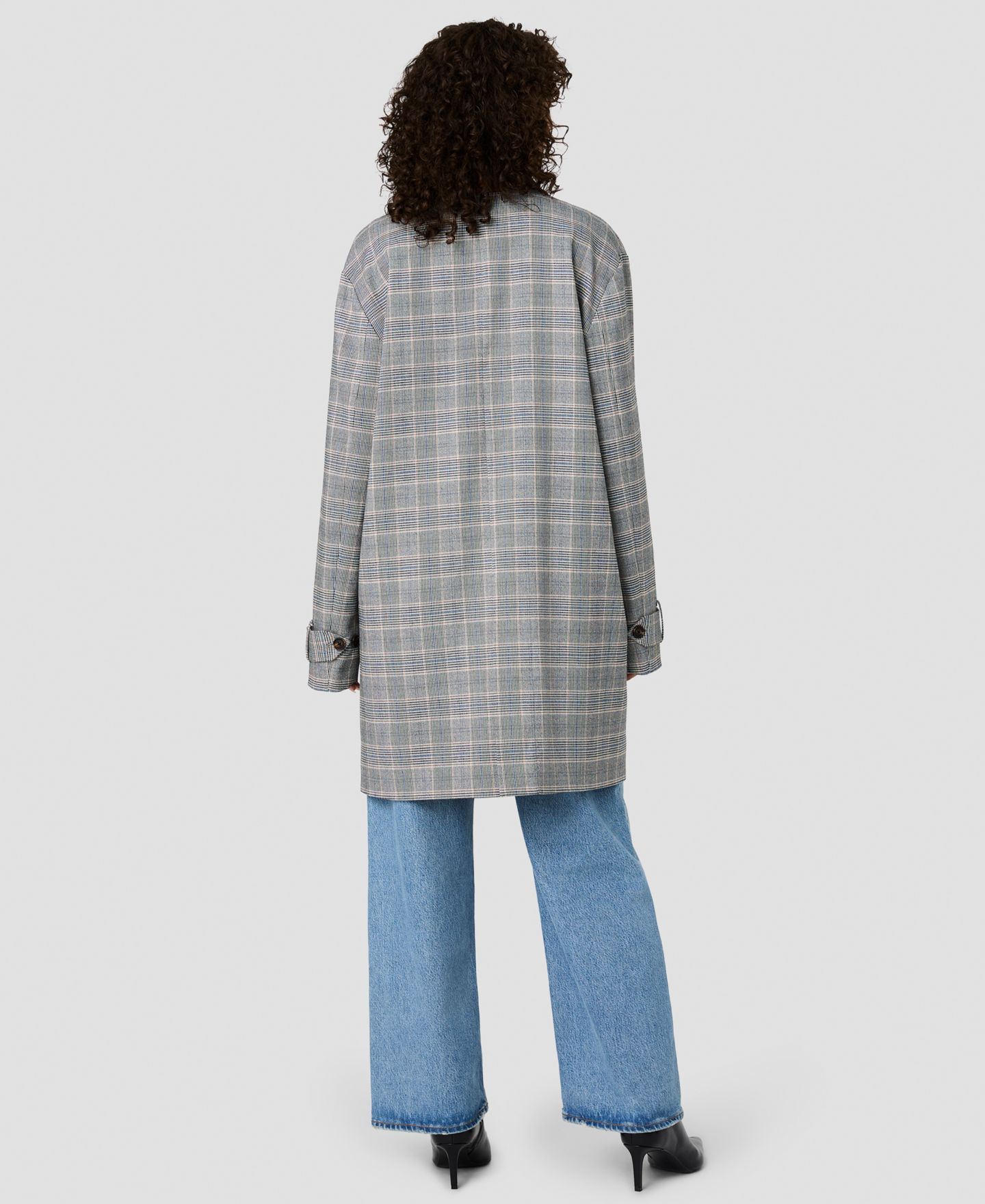 Женская куртка French Connection Collared Relaxed Oversized Midi, цвет: Чёрный / Синий разноцветный клетчатый — фото 6