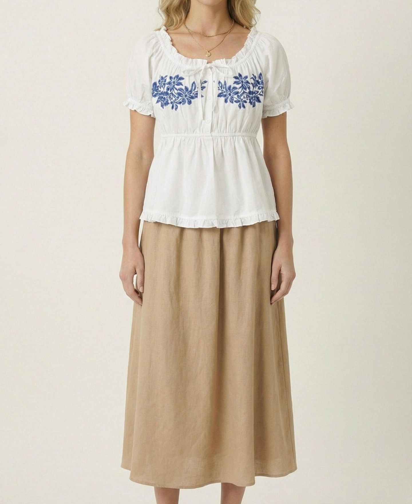 Женская блузка Modenaire Embroidered Peplum Ruffle-Trim, цвет: Белый — фото 4