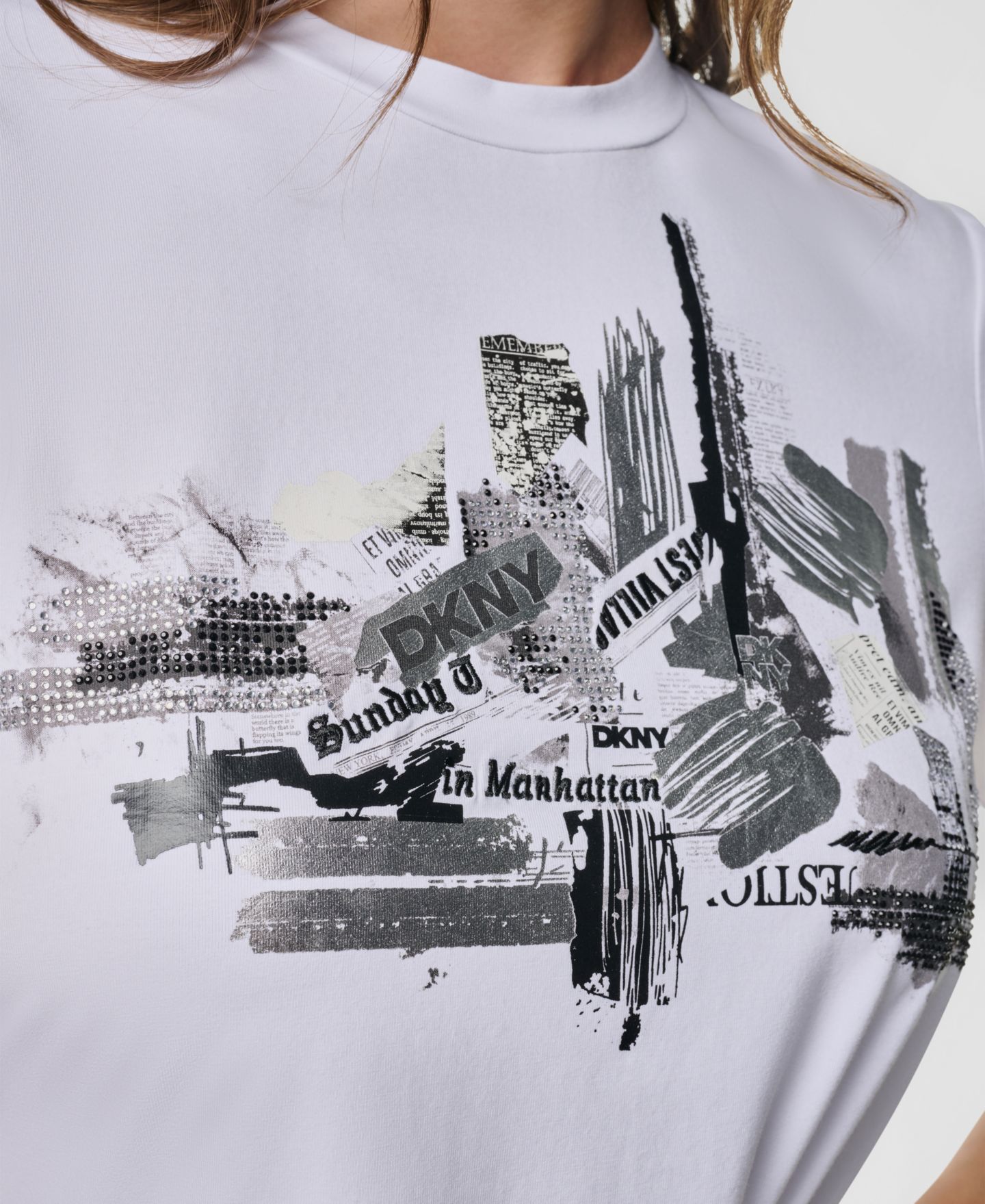 Женская футболка DKNY Studded City Graphic Short-Sleeve, цвет: Белый — фото 6