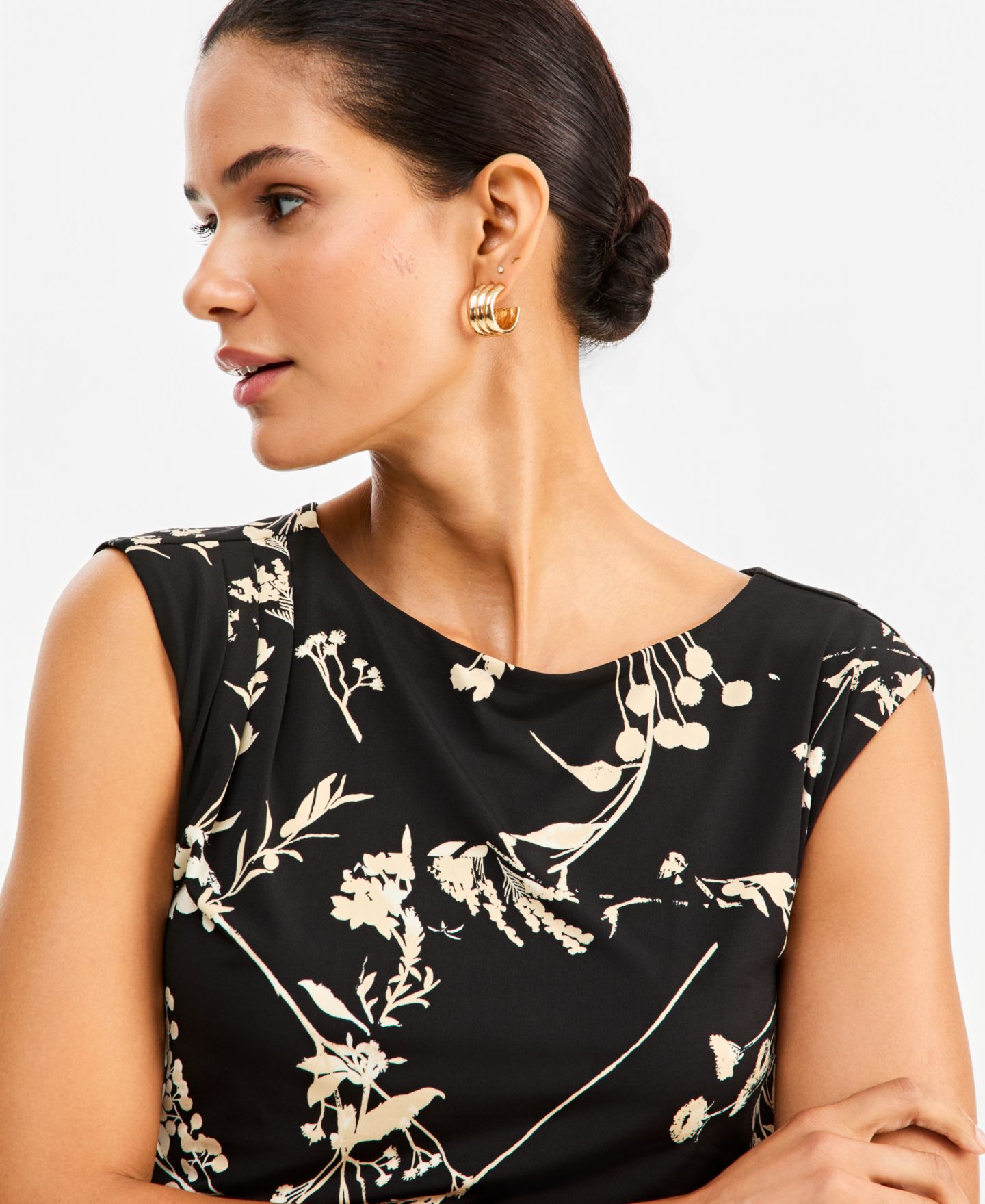Женская блузка I.N.C. International Concepts Floral-Print Boat-Neck Blouse, цвет: Чёрный — фото 4